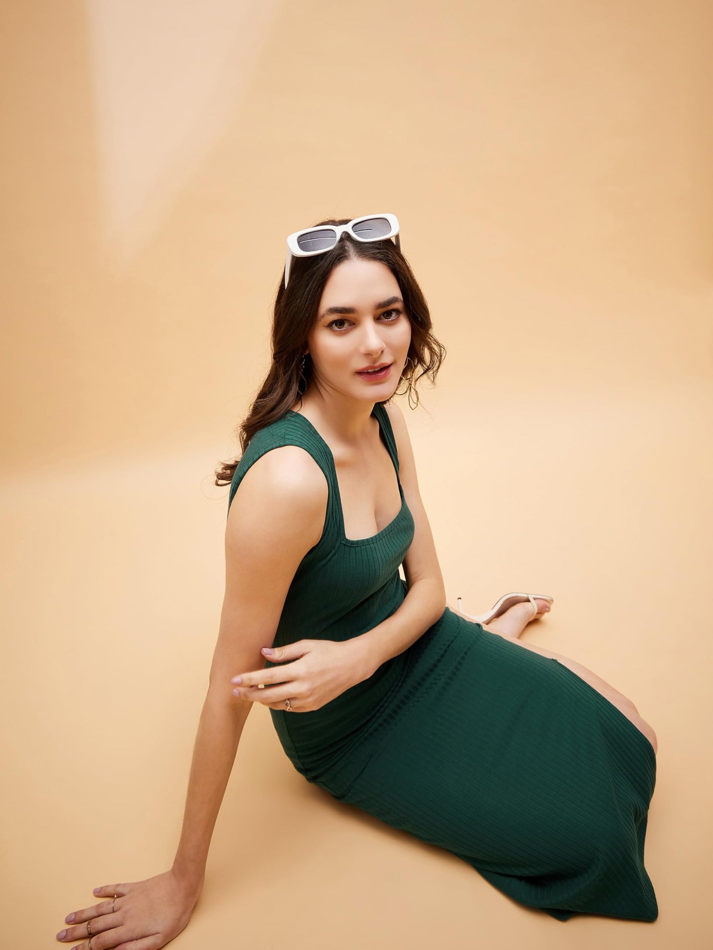 SASSAFRAS Basics Green Bodycon Dress SFDRSS11976-M130 -S
