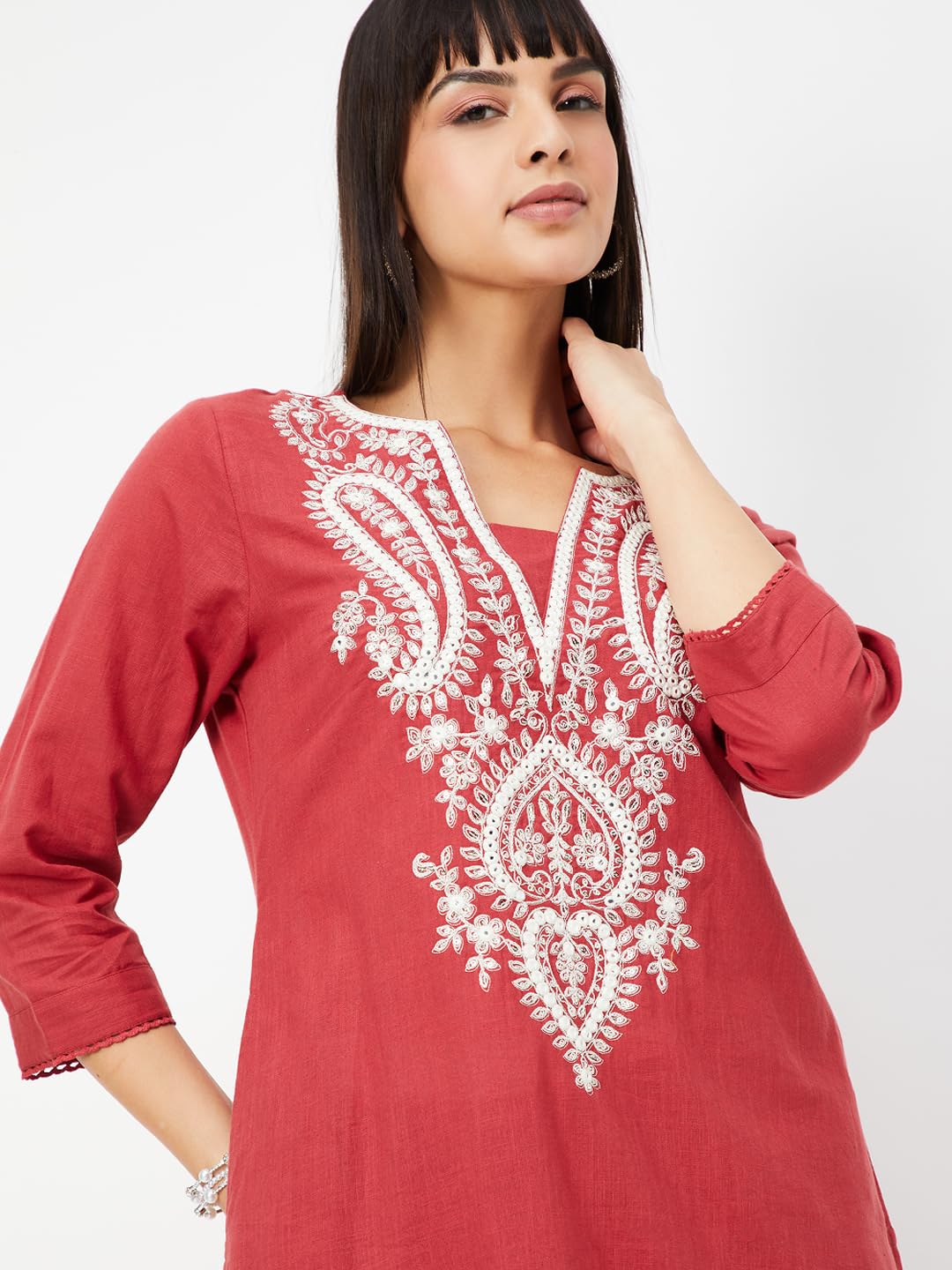 Max Women's Cotton Blend Kurta Set