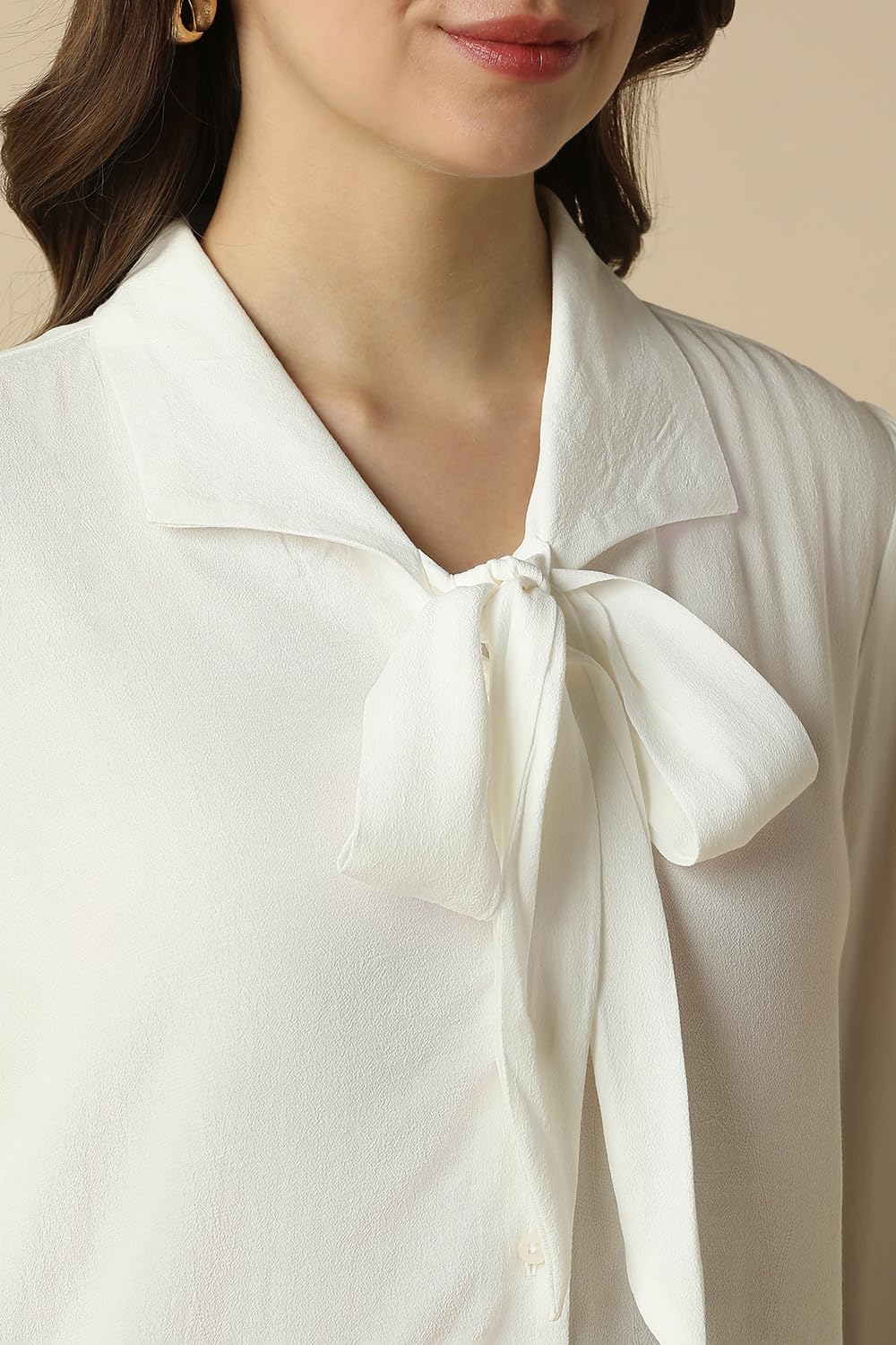 Women White Solid Long Sleeves Shirt