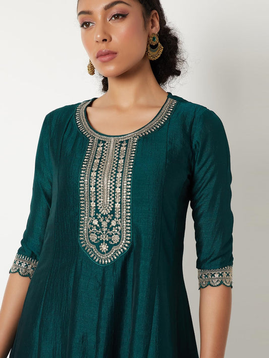 Max Women's Polyester Kurta Set