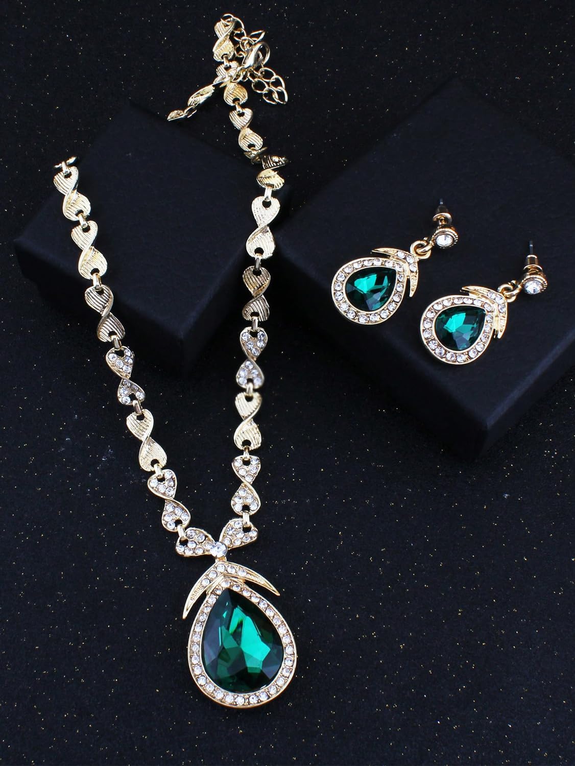 Shining Diva Fashion Latest Stylish Design Fancy Crystal Necklace Jewellery Set for Women (15221s)(Green)