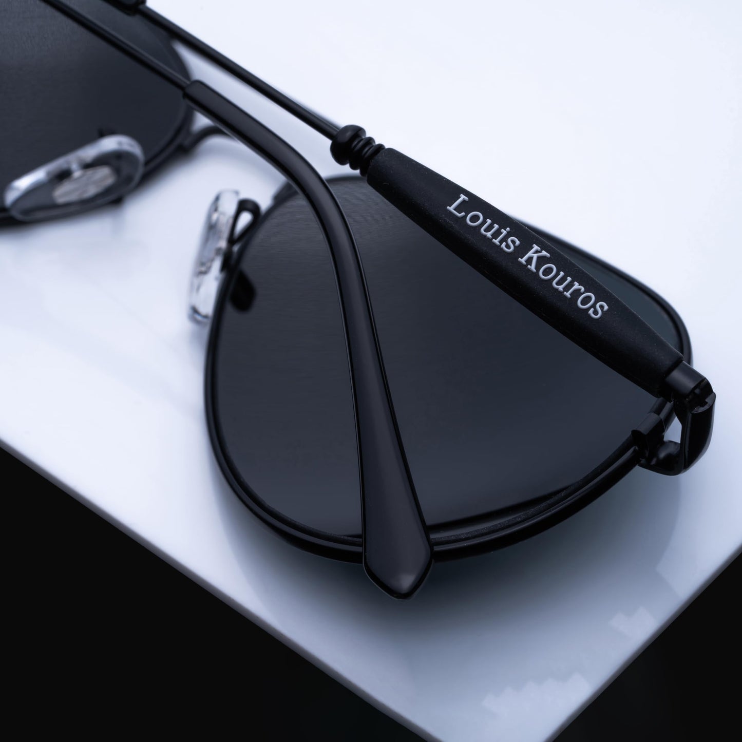 Louis Kouros Airomade Aviator Classic 3517 sunglasses | Black Frame | Black Lens | Mirror Lens | 400 UV Protection | For Men Women | Medium | 62 mm Lens Width