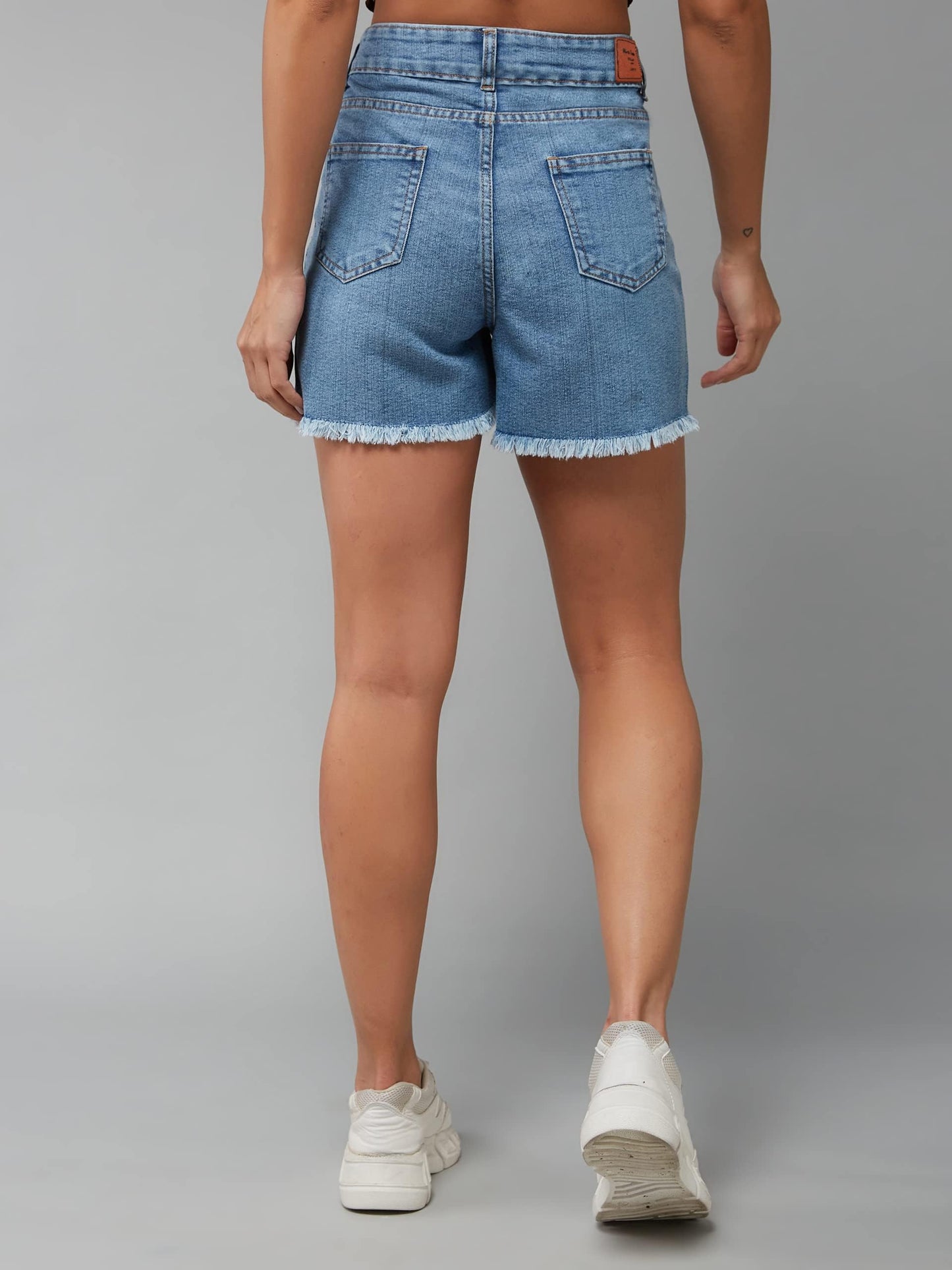 Miss Chase Women's Relaxed Fit Mid Rise Regular Length Denim Shorts (MCSS23DEN79-01-203-24, Light Blue, 24)