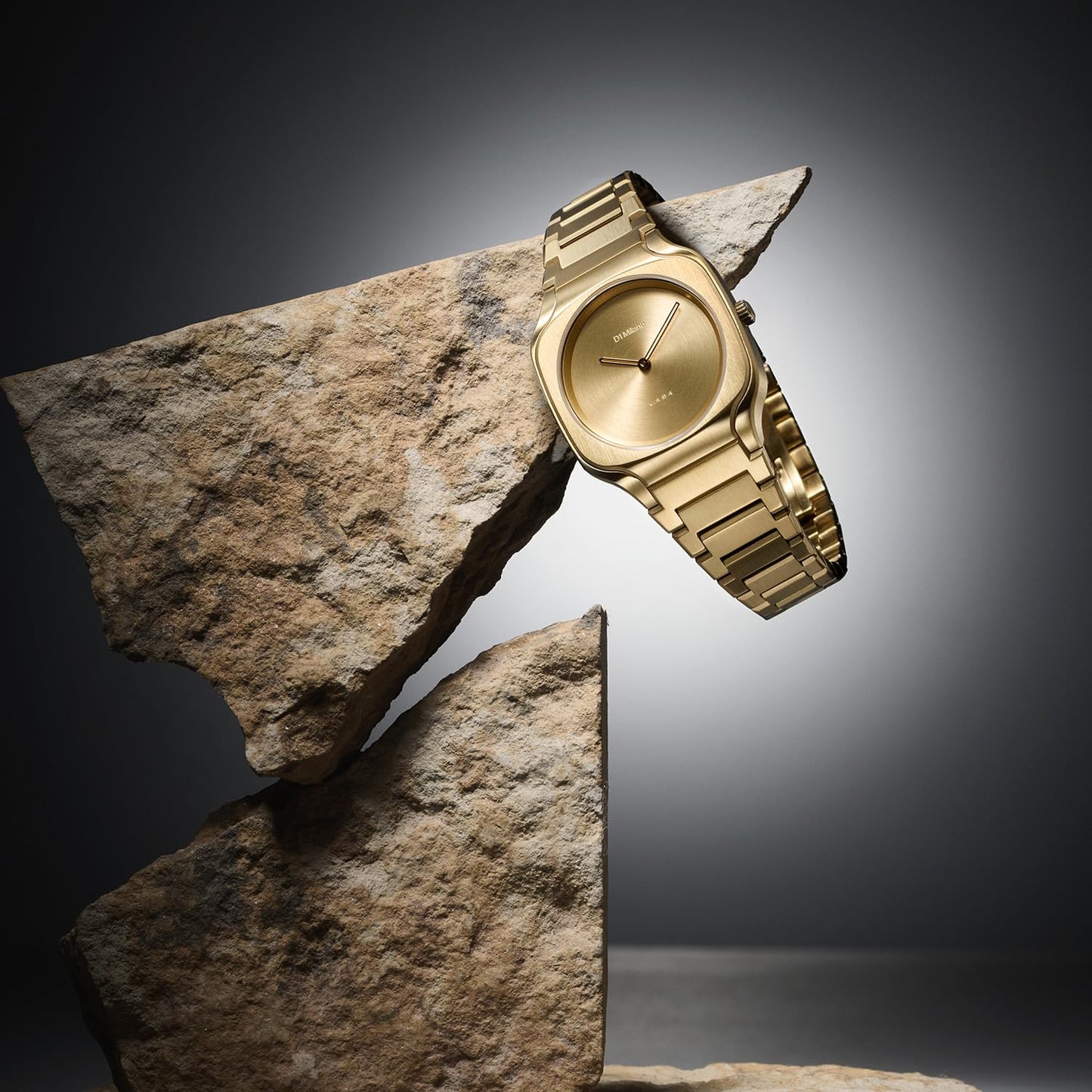 D1 Milano Square Quartz Gold Dial Analog Watch for - Women SQBL03