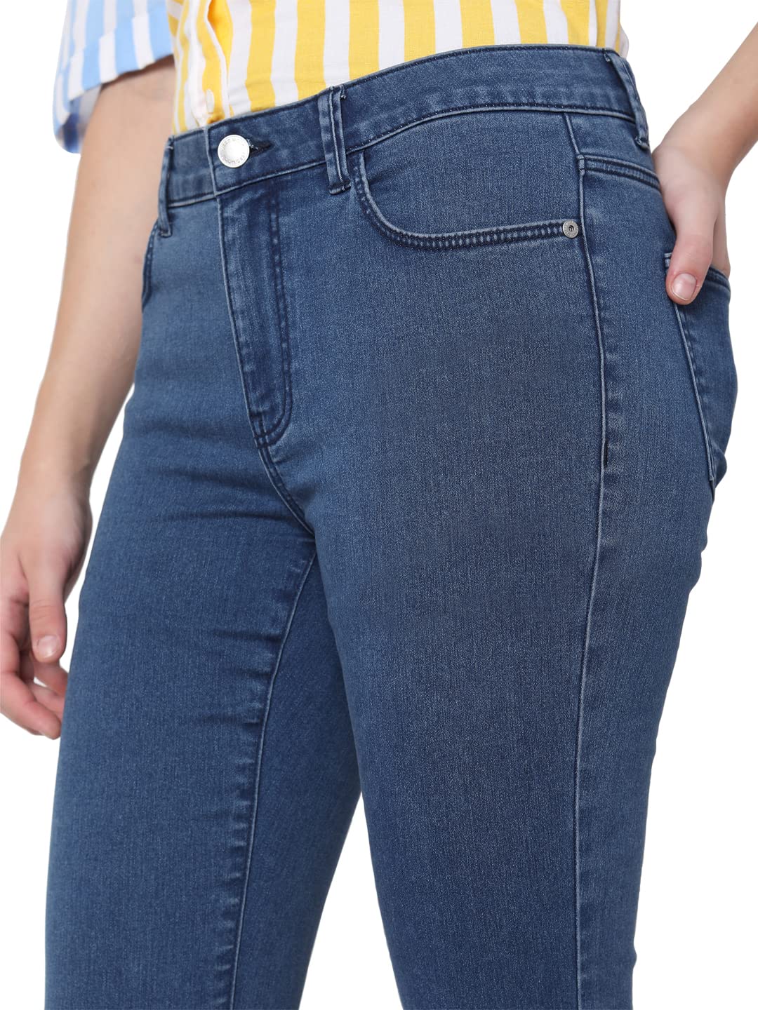 VERO MODA Women's Bootcut fit Blue Classic Jeans_30