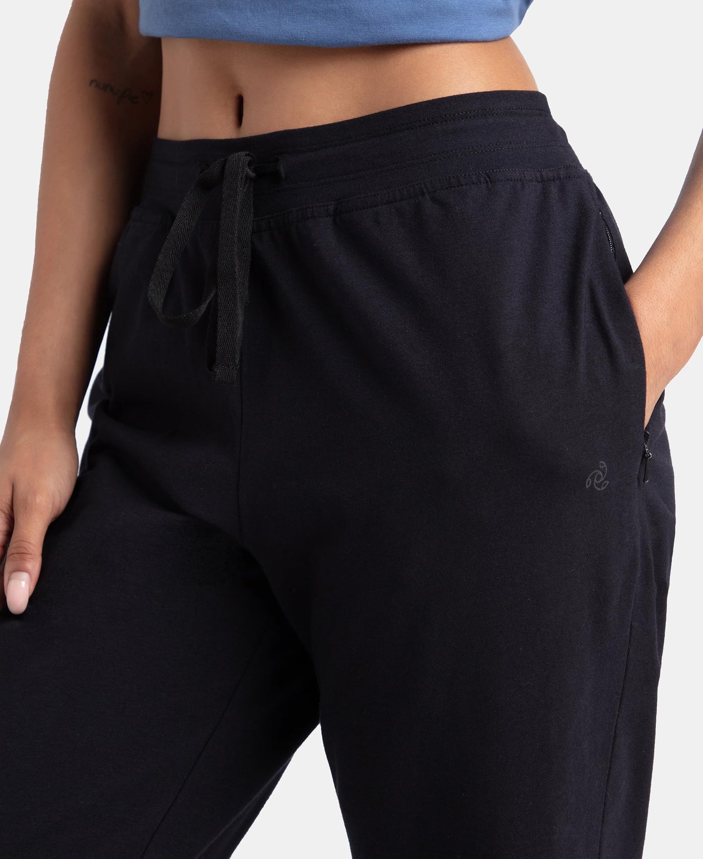 Jockey Women's Slim Fit Cotton Capri Pants (1300-0105-BLACK_XL_Black_XL)