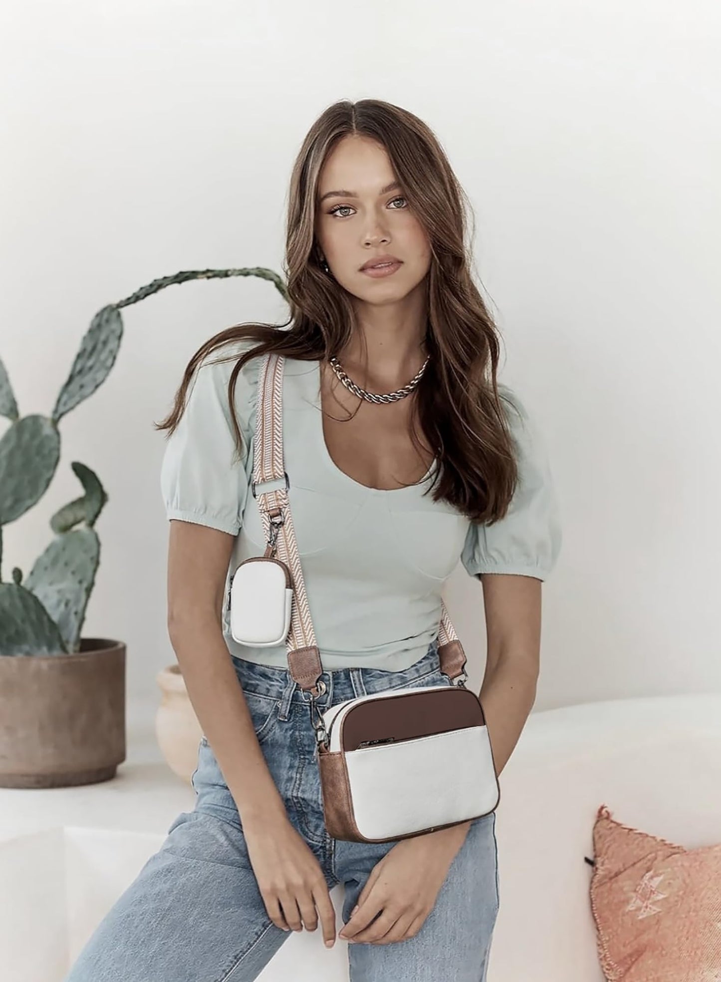 LEFFIS CROSS BODY SLING BAG FOR WOMENS AND GIRLS WITH SMALL COIN PURSE (PCN-001) (WHITE)