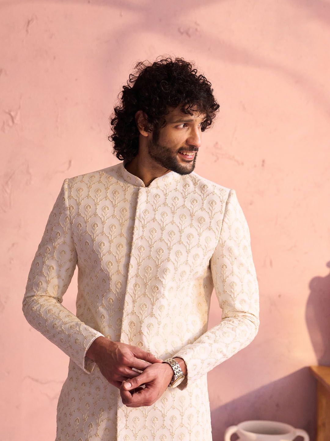 VASTRAMAY Men's Cream Georgette Sherwani Set_VSHRMIW237CRnPANT002CR_40