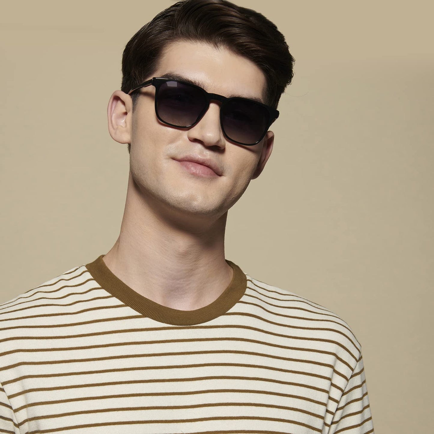 VINCENT CHASE EYEWEAR By Lenskart | Full Rim Wayfarer Branded Latest and Stylish Sunglasses | Polarized and 100% UV Protected | Men & Women | Large | VC S13980 (Color:-Black/Lens Blue)-Pack of 1