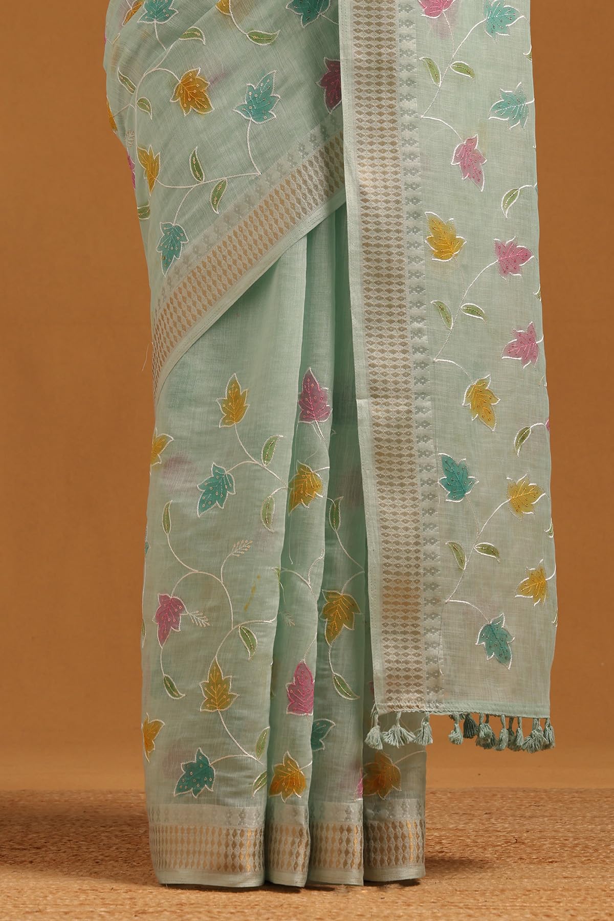 Soch Womens Powder Blue Linen Botanical Saree With Sequins