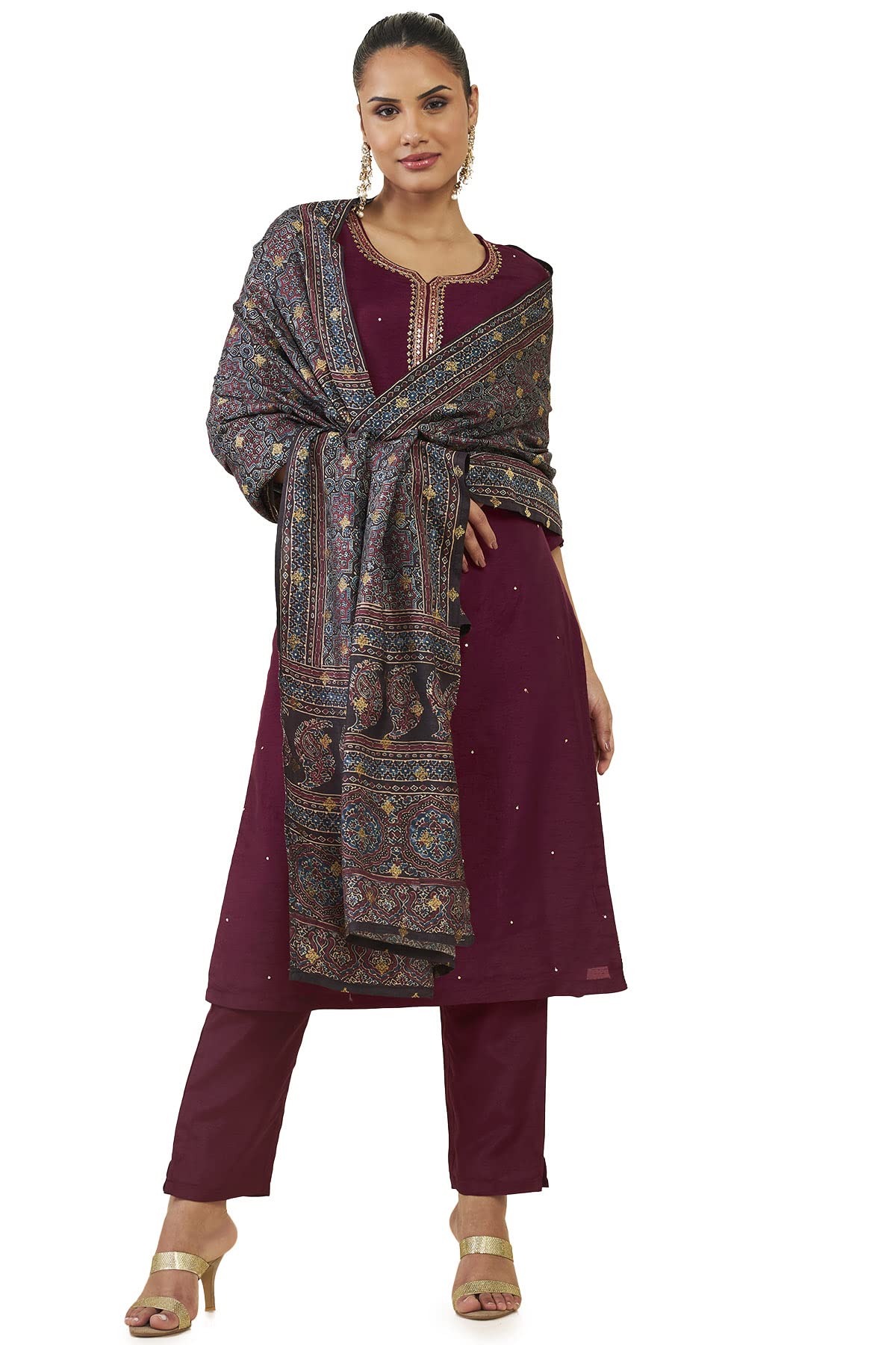 Soch Women Maroon Silk Blend Embellished Suit Set(8907715950458_Maroon_S)