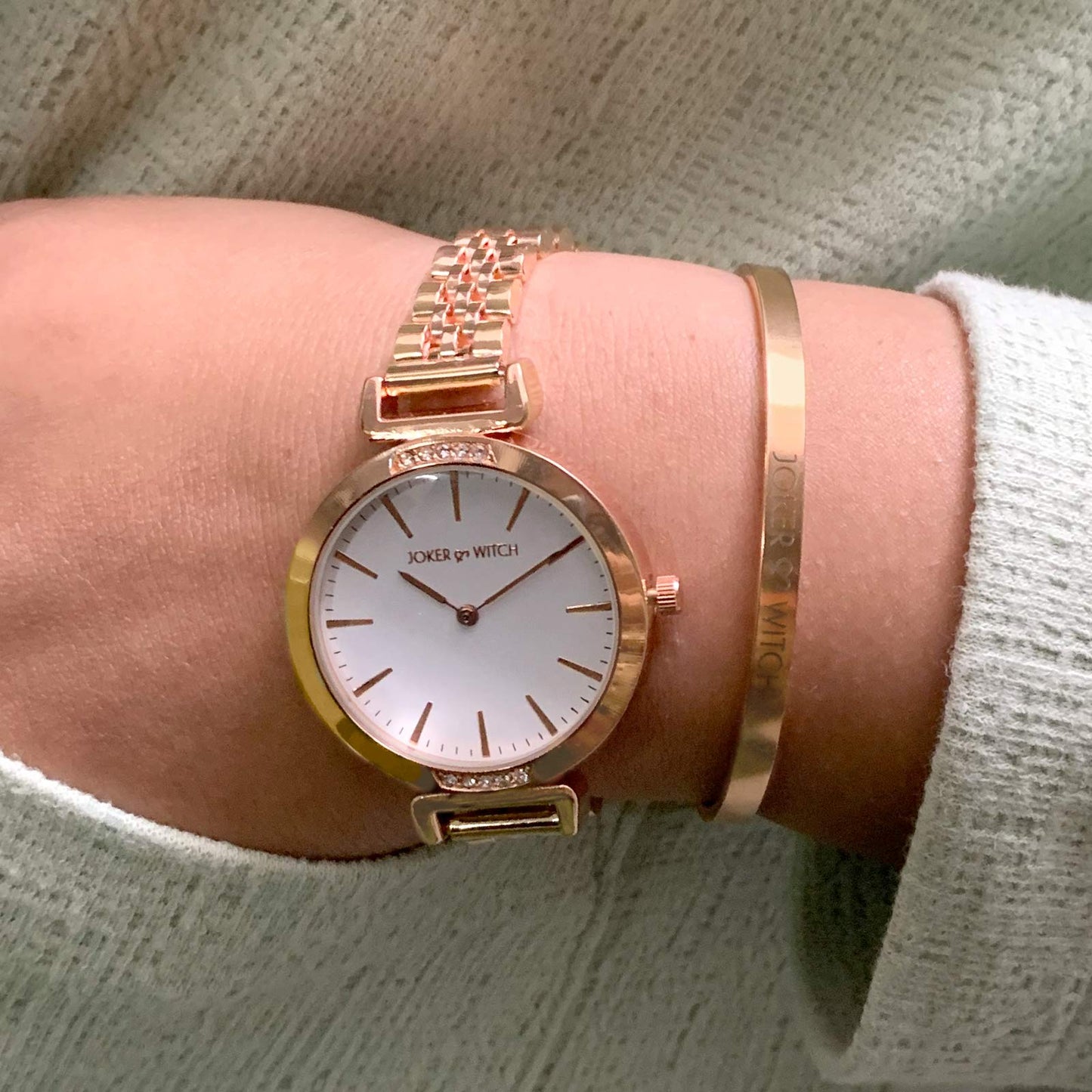Joker & Witch Stainless Steel French Rose Analogue Watch Bracelet Stack For Women, White Dial, Rose Gold Band