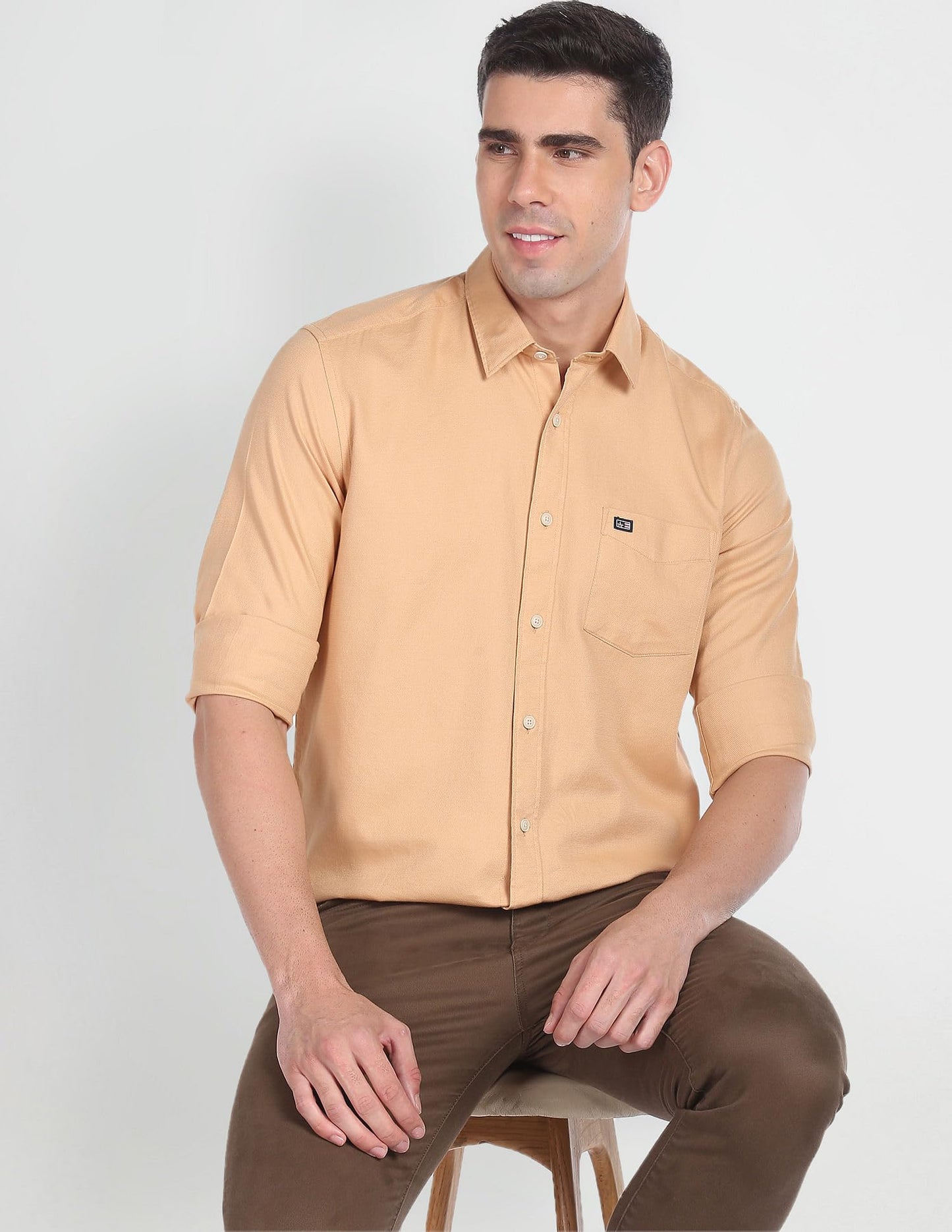Arrow Men's Structured Full Sleeve Slim Fit Cutaway Collar Cotton Casual Shirt