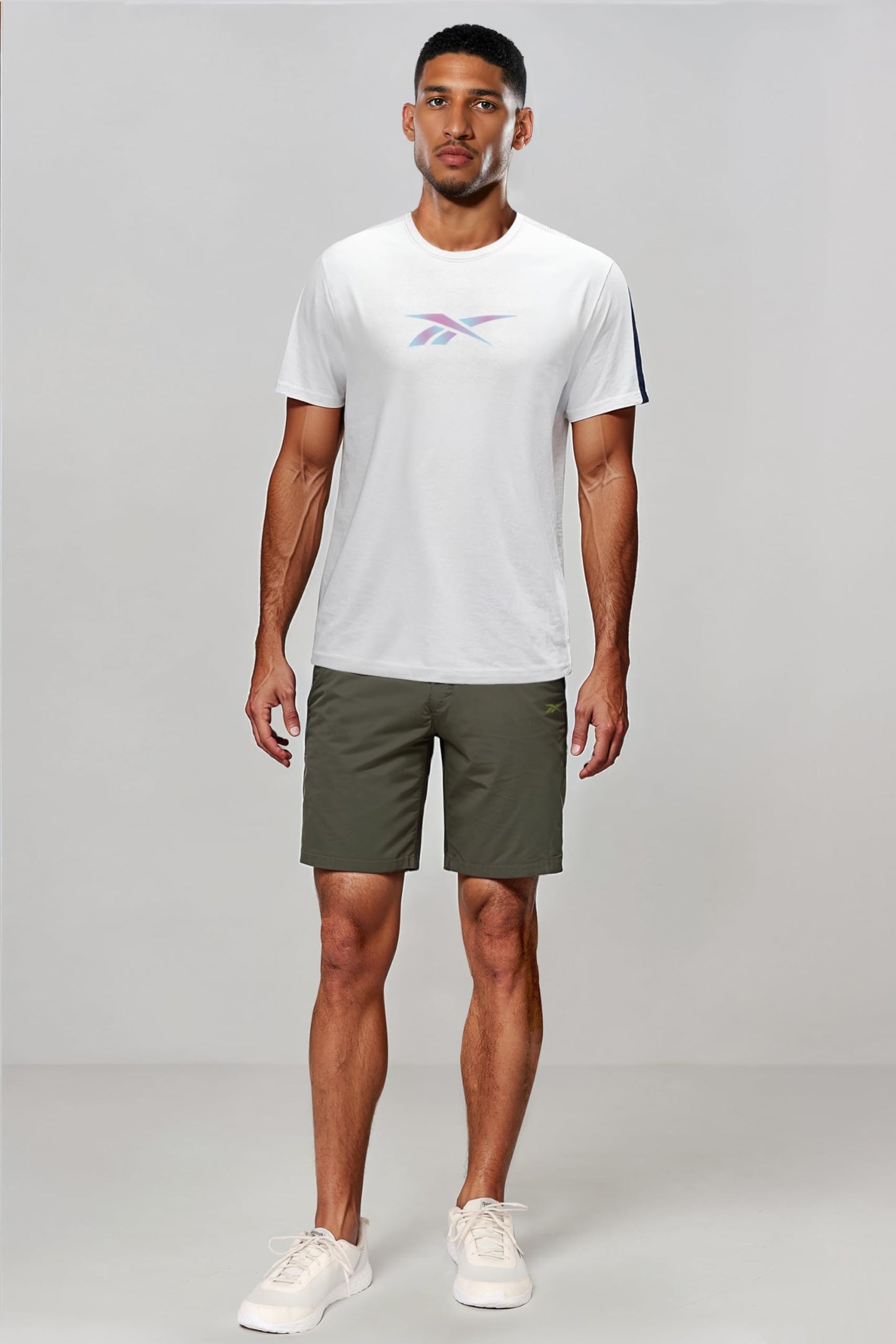 Reebok Men's White T-Shirt |Training | ColourBurst Vec Perf Tee | Round Neck | Regular Fit | Half Sleeve | 100% Polyester with Speedwick tech