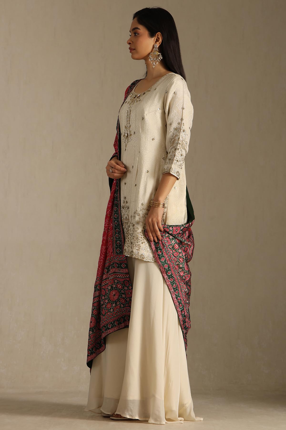 Soch Women's Chinon Salwar Suit Set