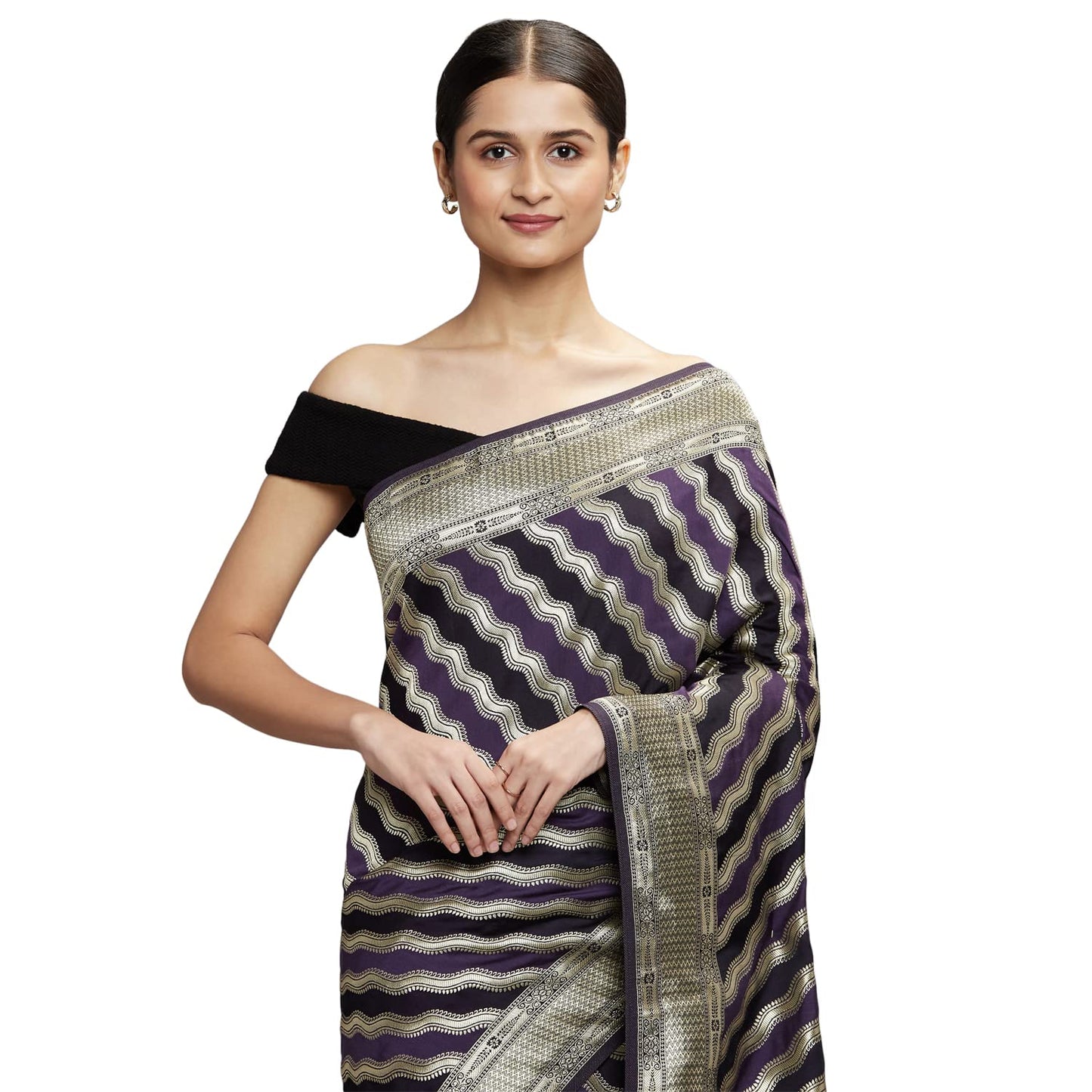 Navyasa Deep violet Jaquard Viscose Blend Geometric solid Saree