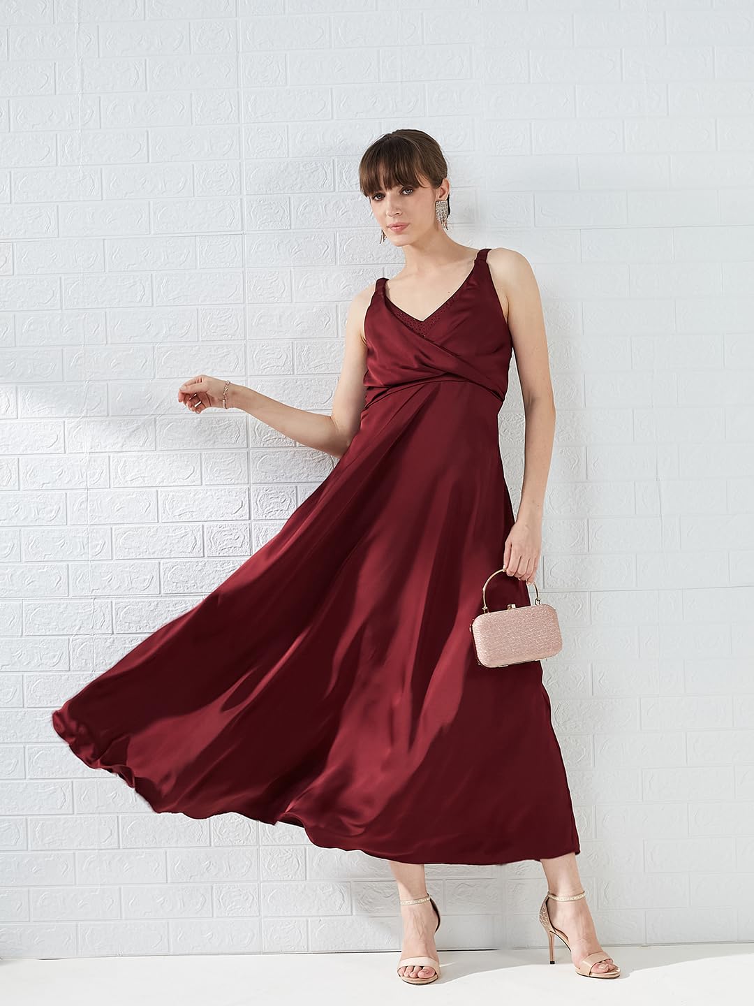 Latin Quarters Women's Maroon Sleeveless V-Neck Solid Party Maxi Dress_XXL