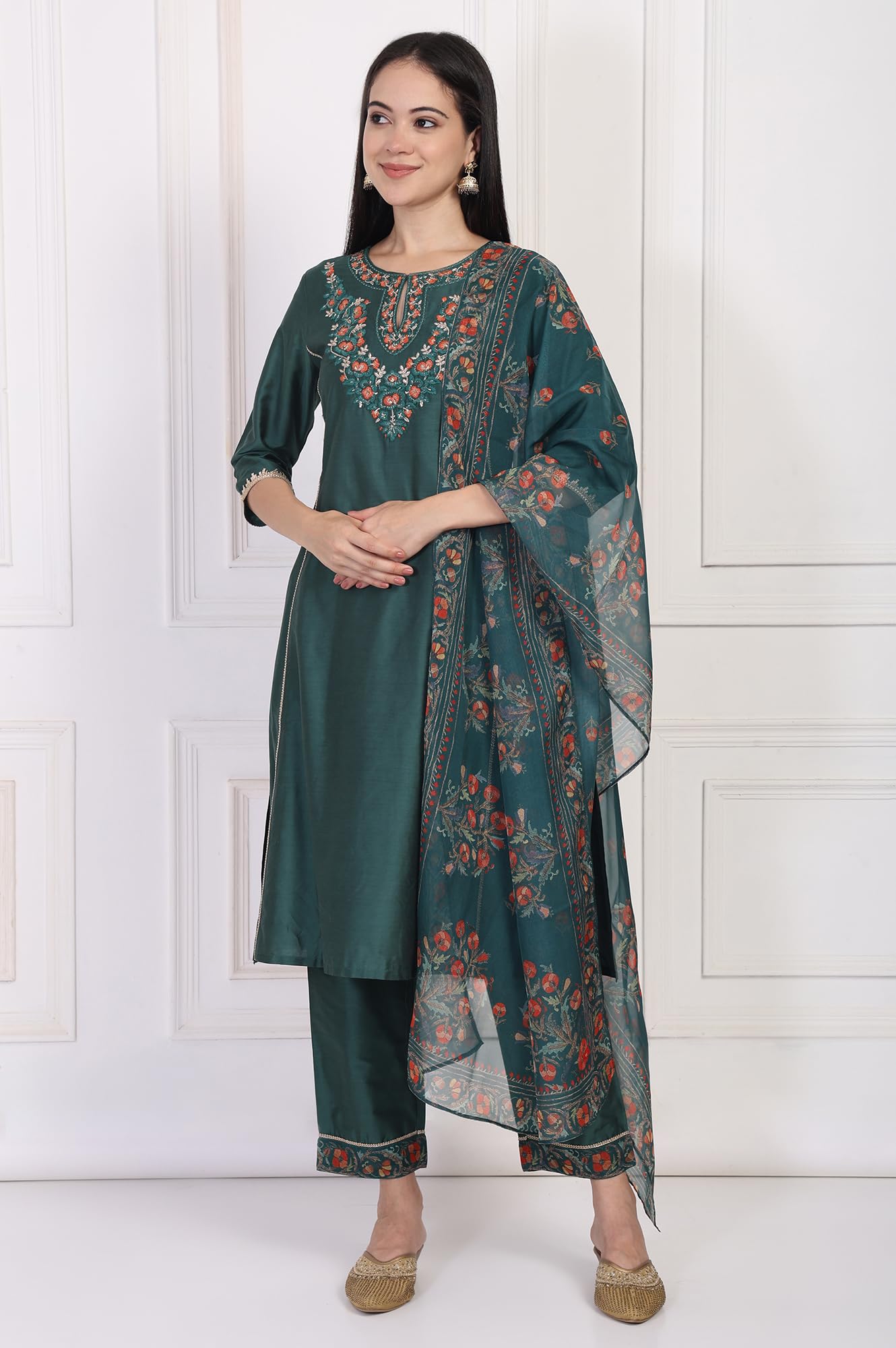 W for Woman Green Embroidered Floral Zari Work A-Line Silk Blend Kurta with Straight Pant and Dupatta Set (WS13284-224373-3XL)