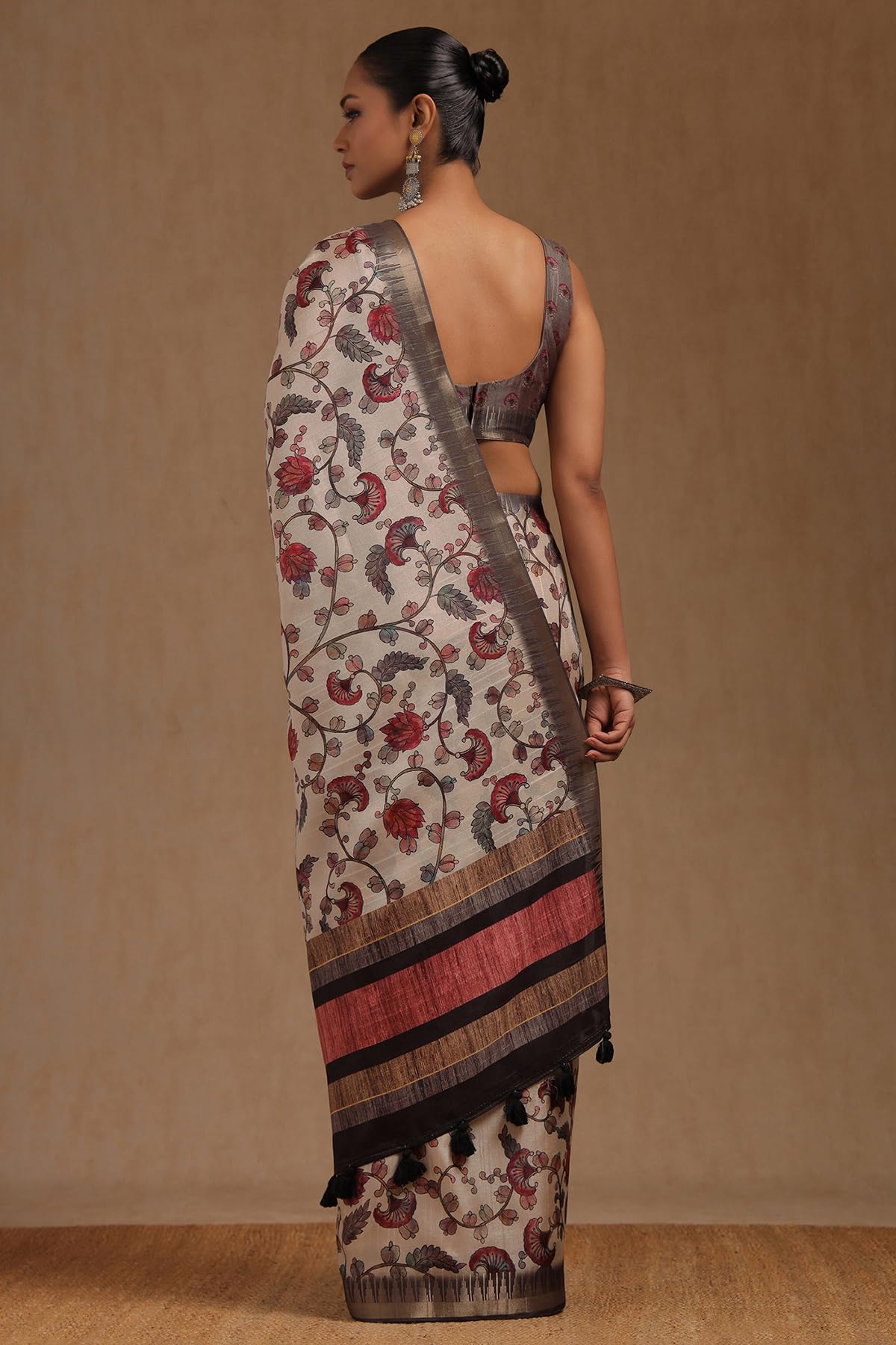 Soch Womens Cream Tussar Floral Print Saree