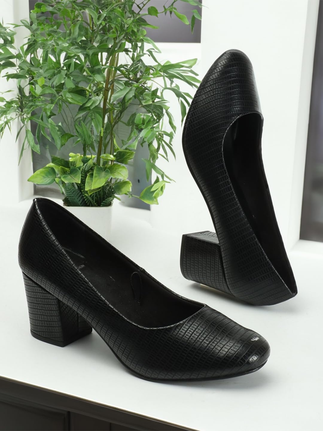 Carlton London Women's Slip On Pumps Colour-Black, Size-UK 6