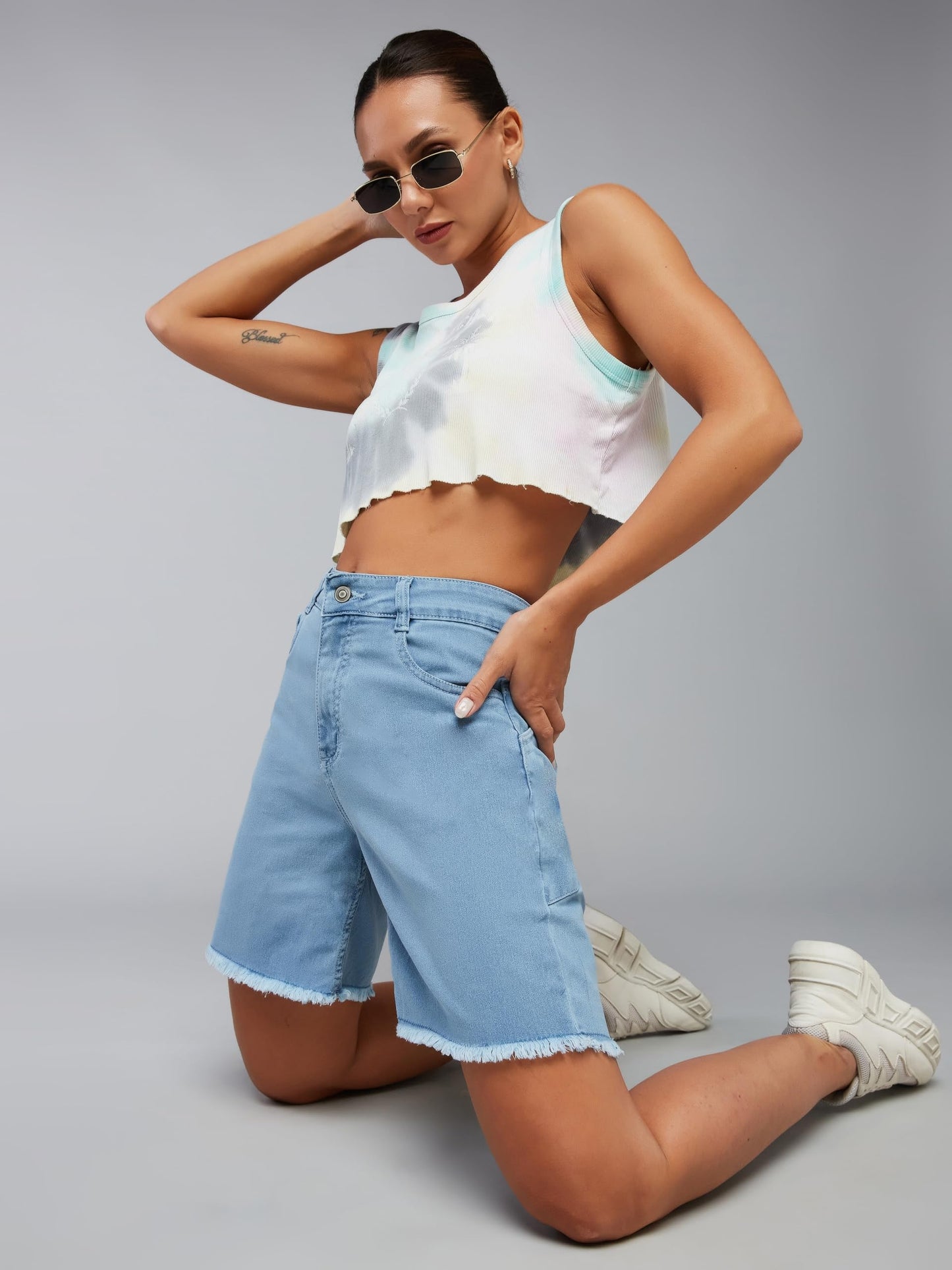 Dolce Crudo Women's Regular High Rise Above Knee Stretchable Denim Shorts (DOSS23DEN09-12-158-28, Light Blue, 28)