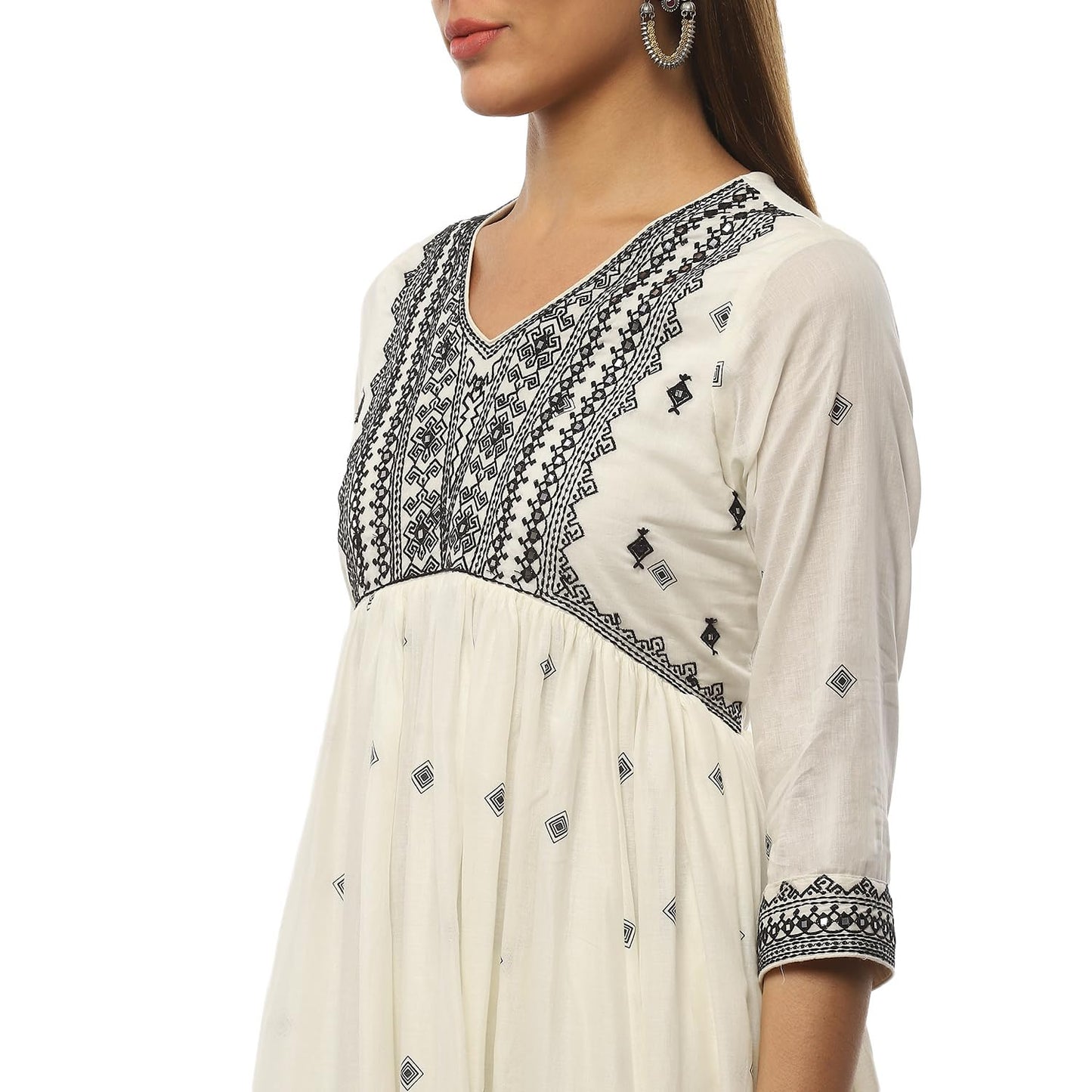 BIBA Women EMBROIDERY GATHERED SALWAR KURTA DUPATTA(SKDBLACK & WHITE9429_OFF WHITE_42)