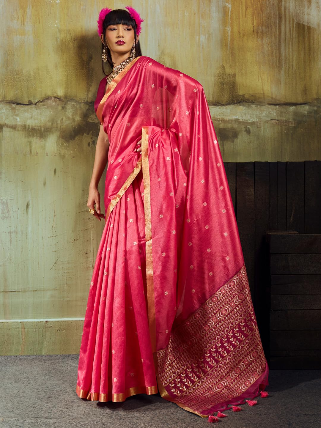 AKHILAM Women's Pink Silk Blend Zari butta Woven Design Tassels and Latkans Saree With Unstitched Blouse Piece | saree for woman | Designer Saree for Women