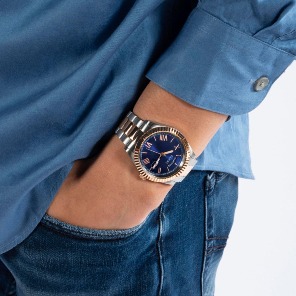 GUESS Men's Stainless Steel Analog Blue Dial Two-Tone Band Watch-Gw0265G12