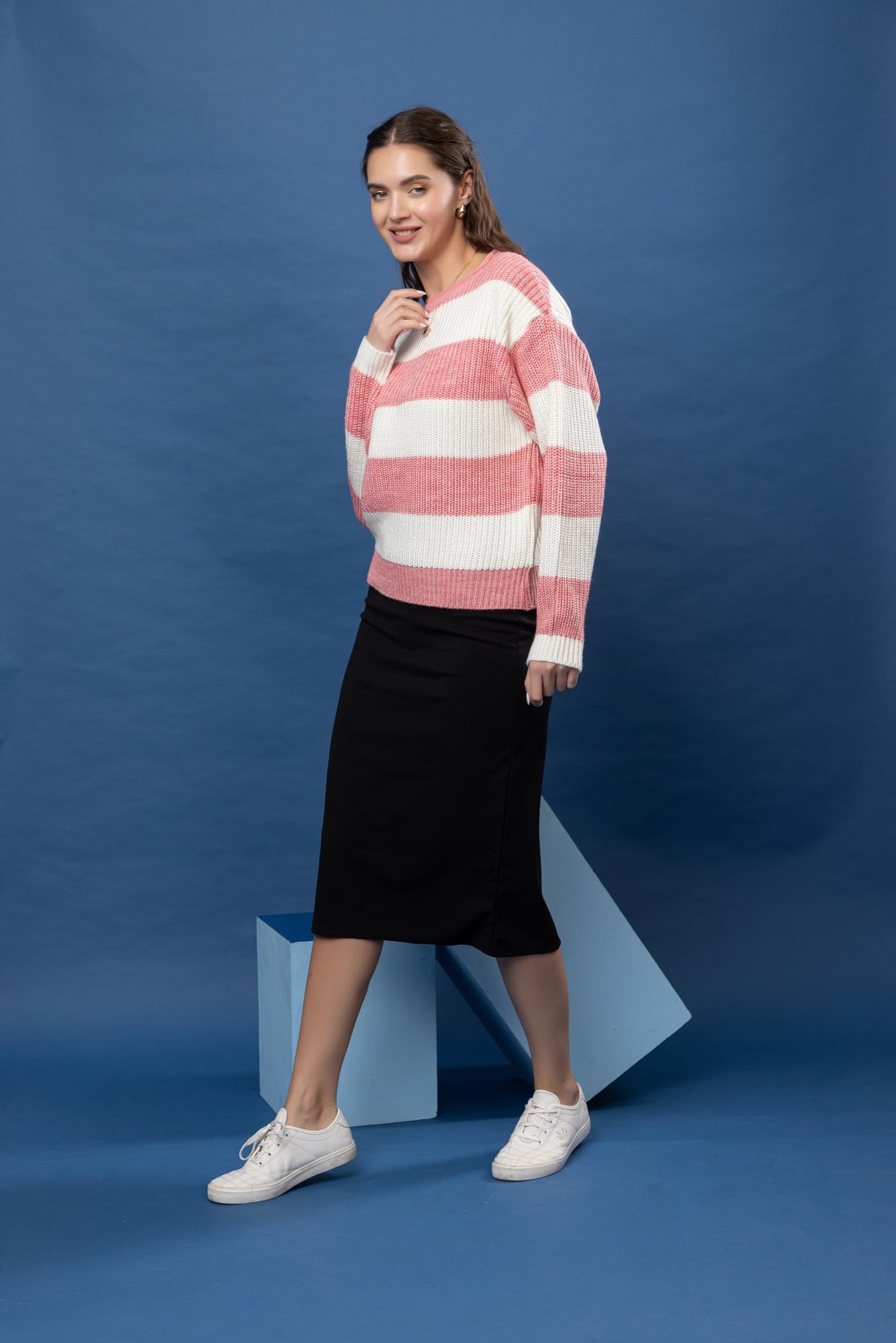 Wear lusso Womens 100% Wool Color Block Stripe Full Sleeve Round Neck Pullover Sweater for Winter Season (in, Alpha, M, Gajri)