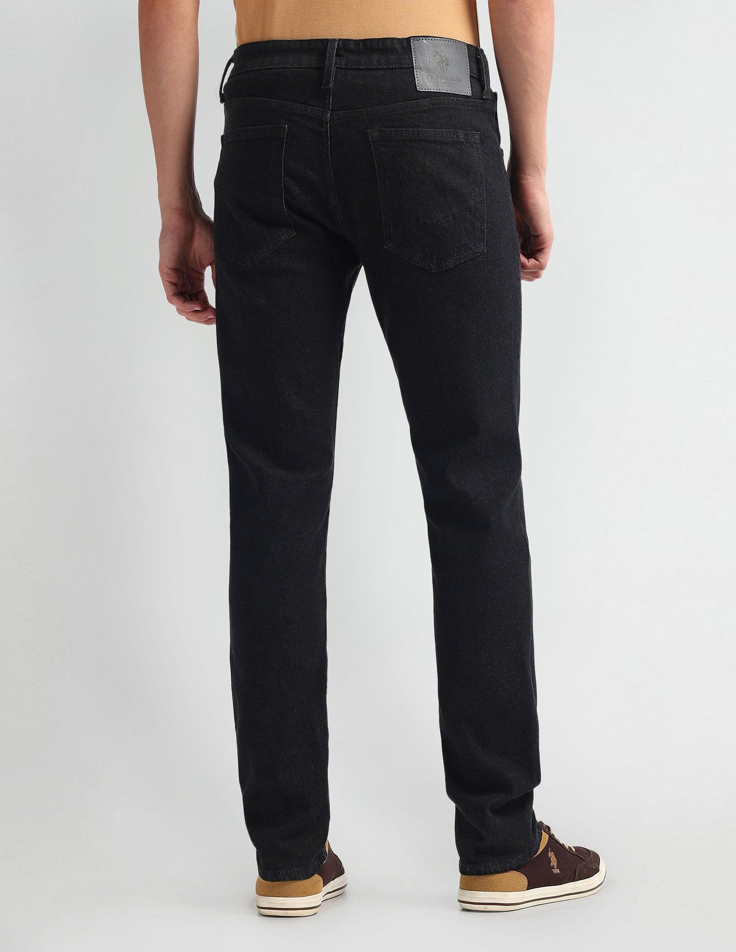 U.S. POLO ASSN. Men's Brandon Slim Tapered Fit Mid Rise Jeans (UDJENO1811_Black_32)