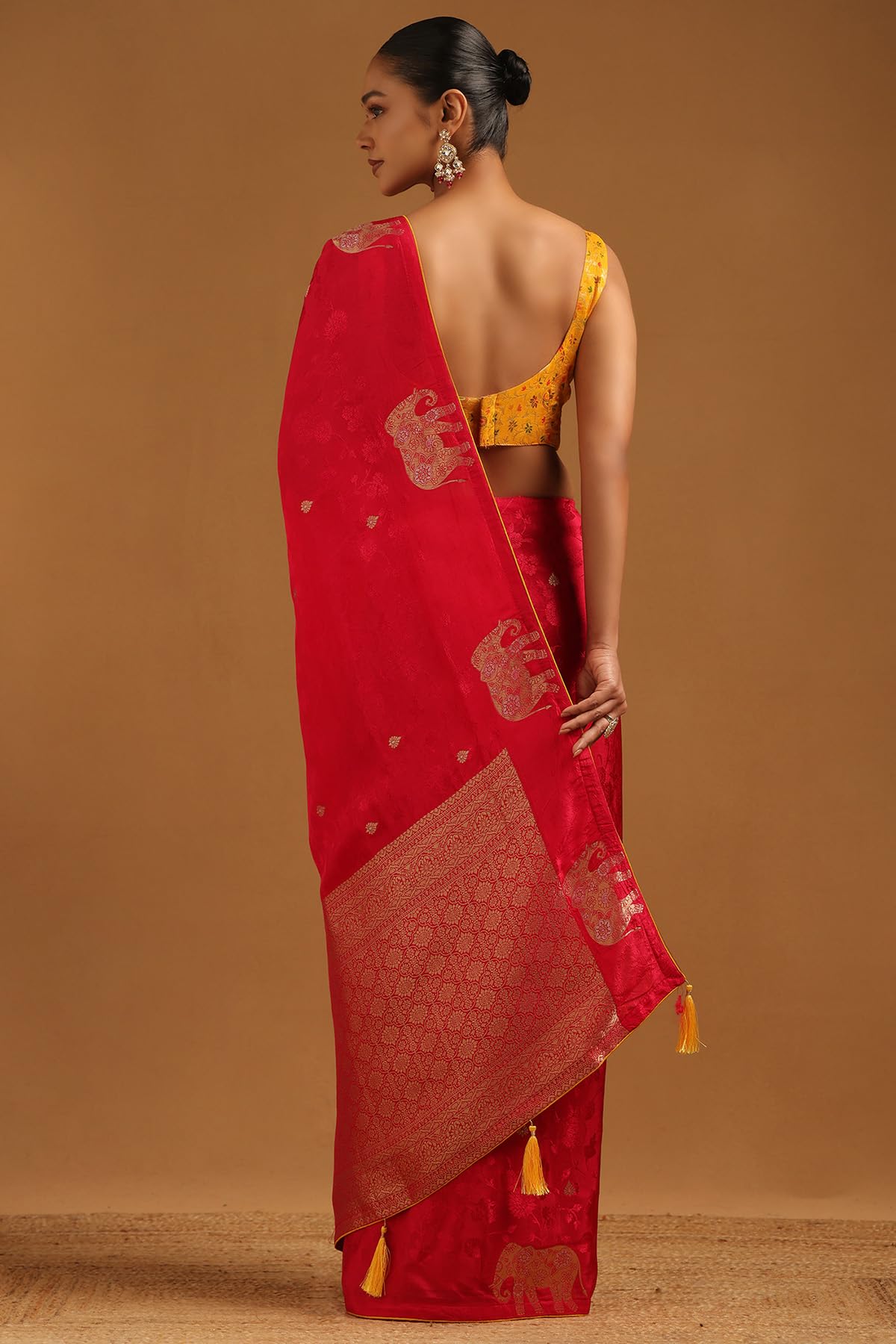 Soch Womens Fuchsia Dola Silk Woven Design Saree