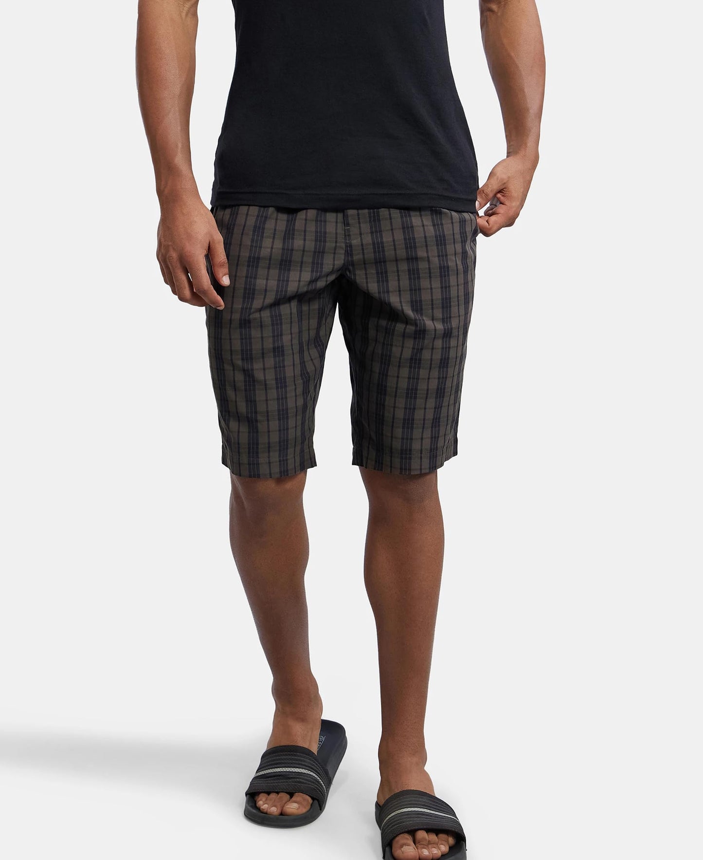 Jockey 9005 Men's Super Combed Mercerized Cotton Woven Fabric Regular Fit Checkered Bermuda with Side Pockets_Black Olive_M