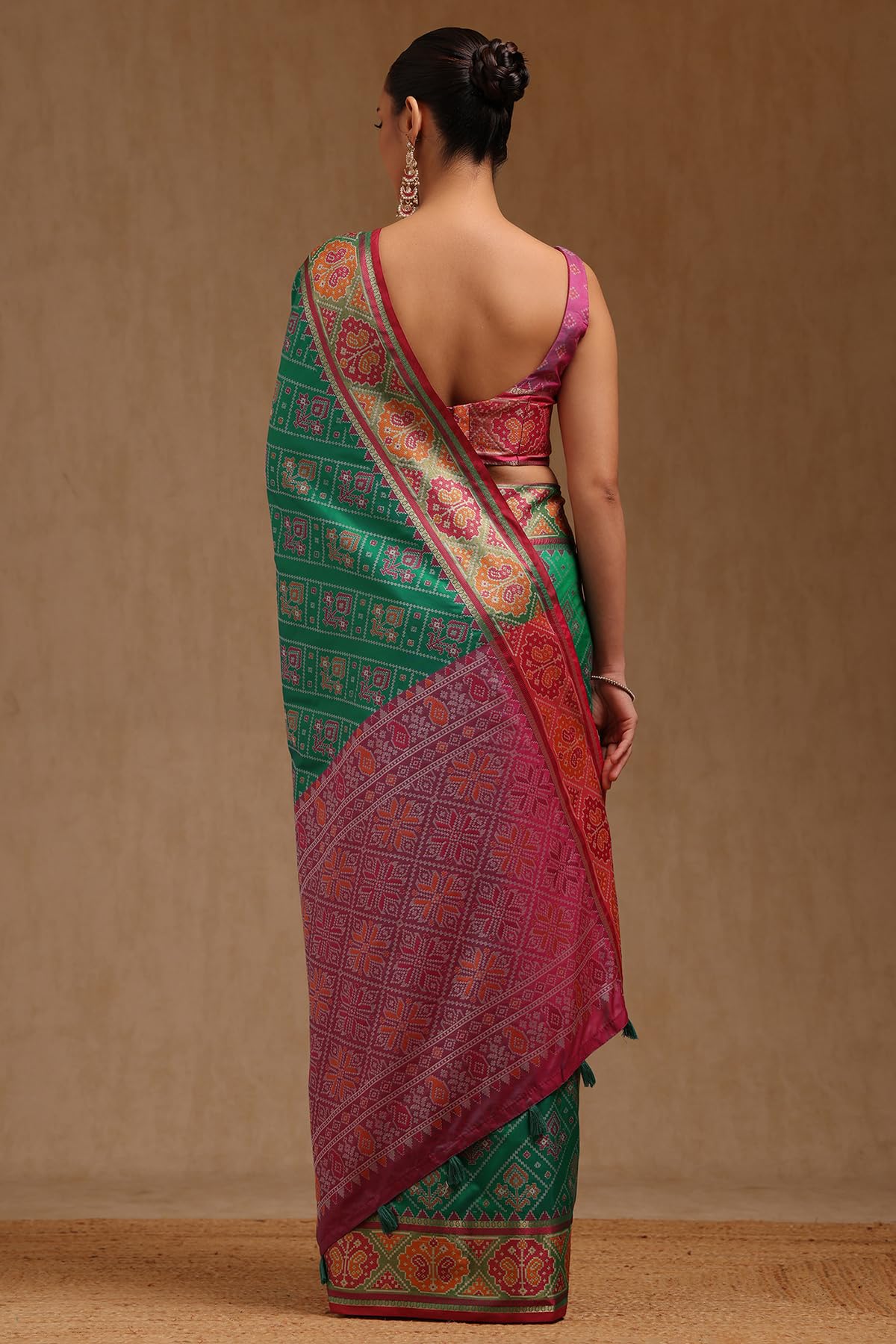 Soch Womens Green Silk Blend Woven Design Saree With Thread Work