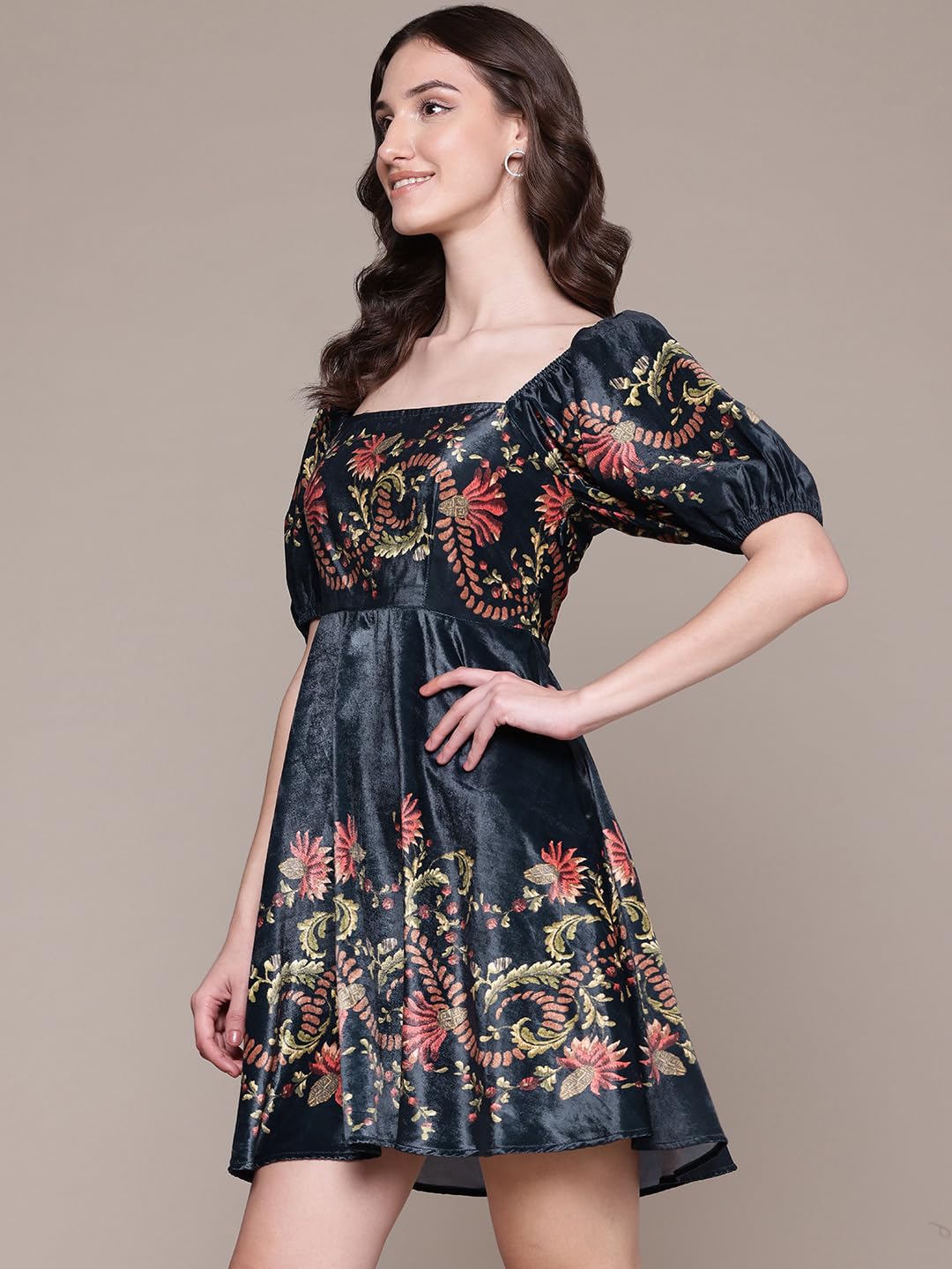 Label RITU KUMAR Black Itzel Velvet Short Dress