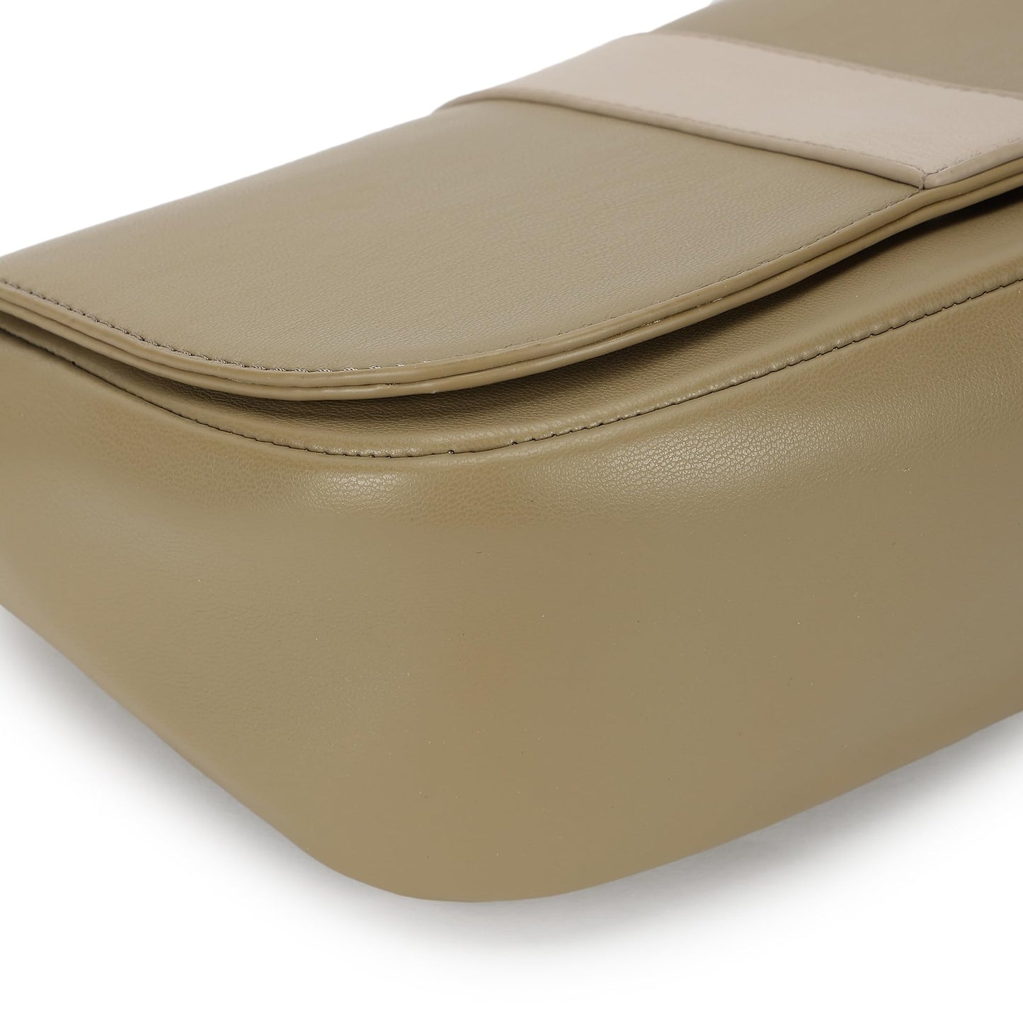 Fastrack On the Go Sling Bag for Women| Compact Crossbody with Magnetic Closure Flap, Adjustable Strap & Internal Zipper Pocket | Trendy Everyday Sling Bag for Women