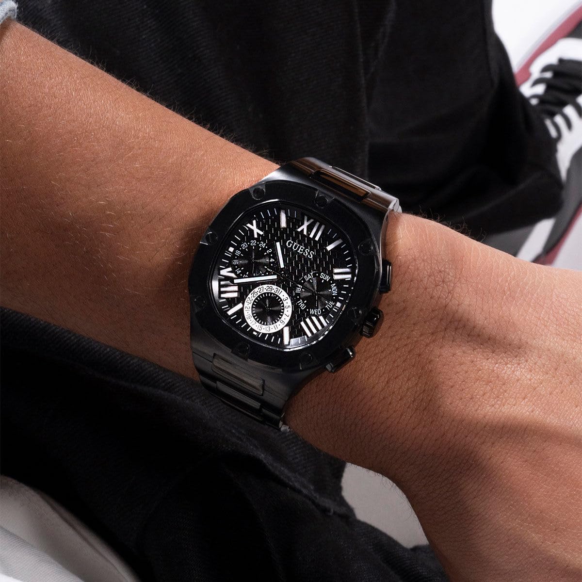 GUESS Analog Black Dial Men's Watch-GW0572G3 Stainless Steel, Black Strap