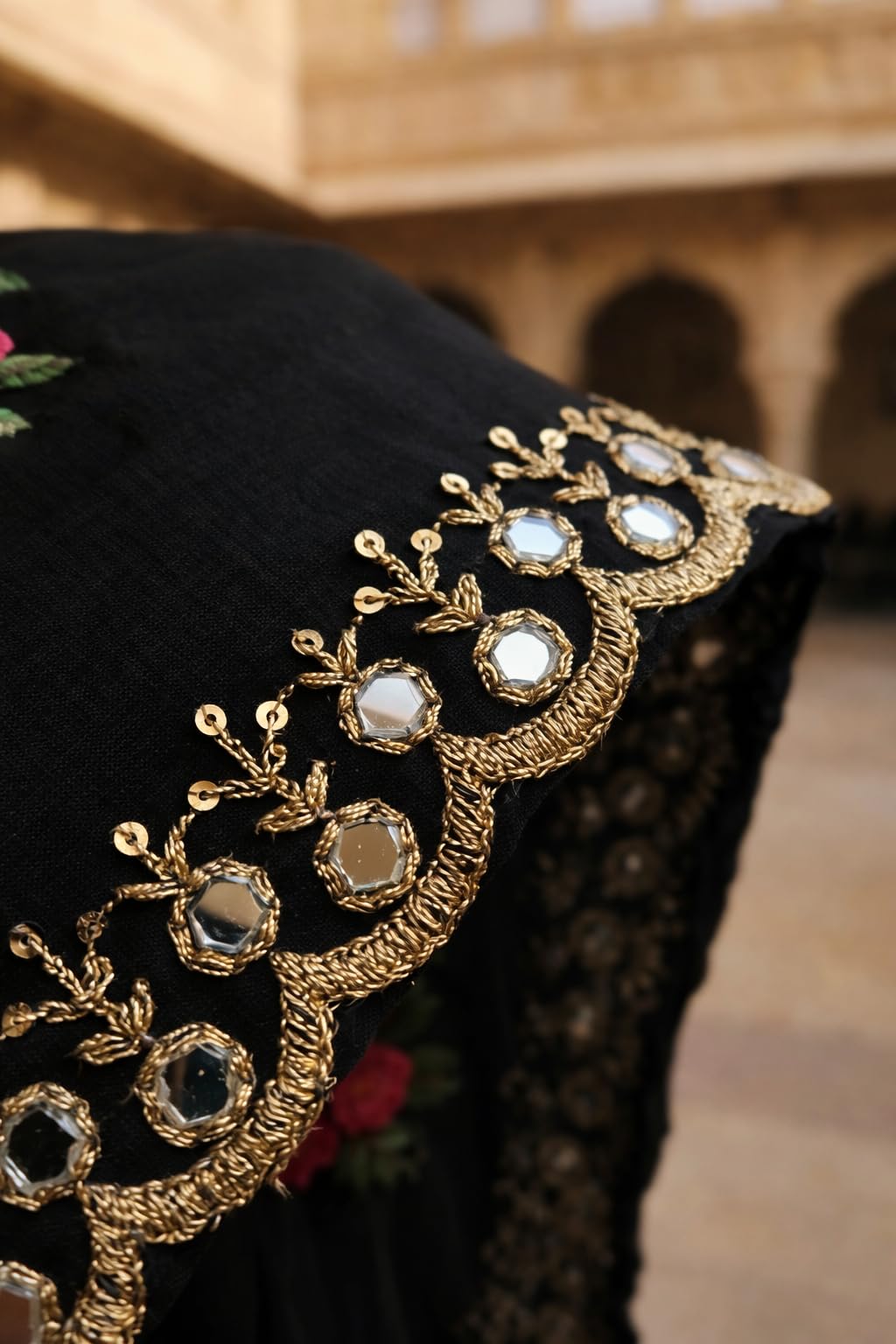 Sidhidata Women's Shining Star Georgette Embroidered Mirror Work Saree With Embroidered Unstitched Blouse Piece (Kusum Black_Black_Free Size)