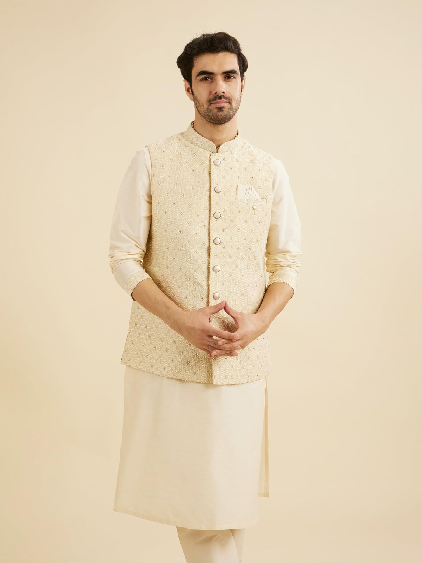Manyavar Men's Brocade Embroidery|Floral Moti Work Kurta Jacket Set (Cream,S)
