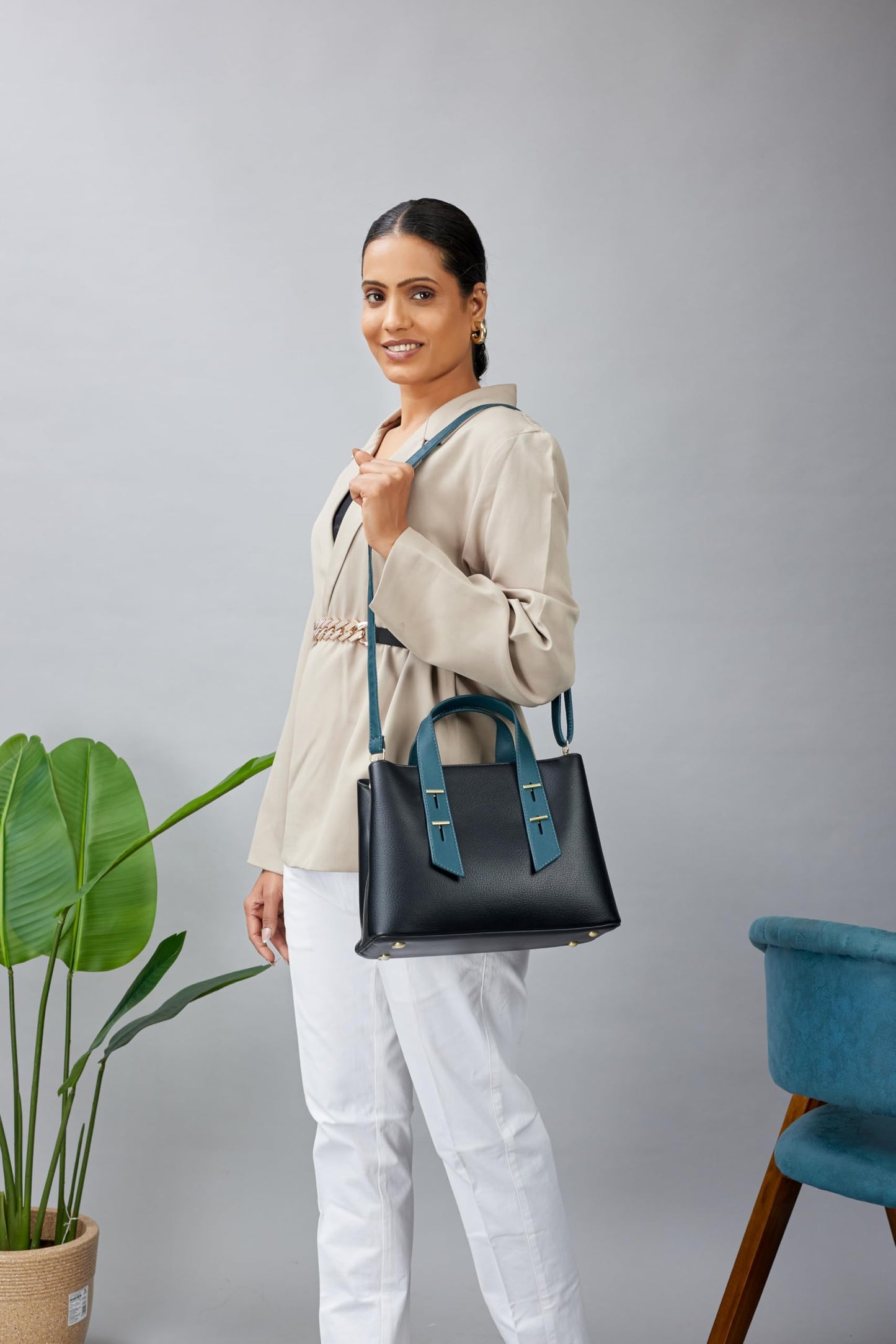 NAMCHI Luxury Leather Tote Handbag for Women Spacious, Stylish & Versatile – Perfect for Work & Travel (Black green)