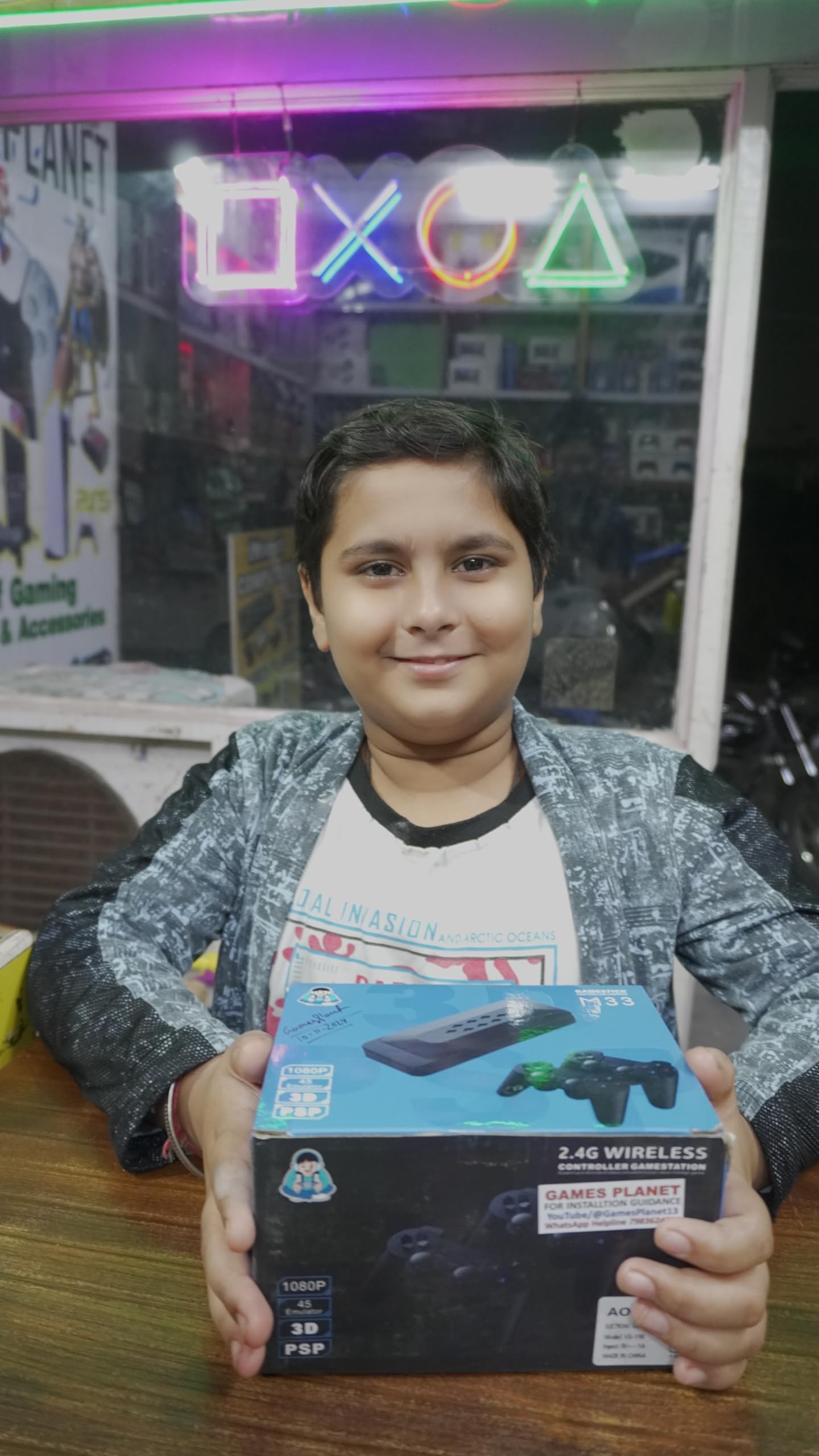 GPZ) Pro GameStick M33OG 37100+ Built-in Games Retro Classic 2D 3D HD | 2 WIRELESS GAMEPAD | PLUG & PLAY VIDEO GAME 64GB