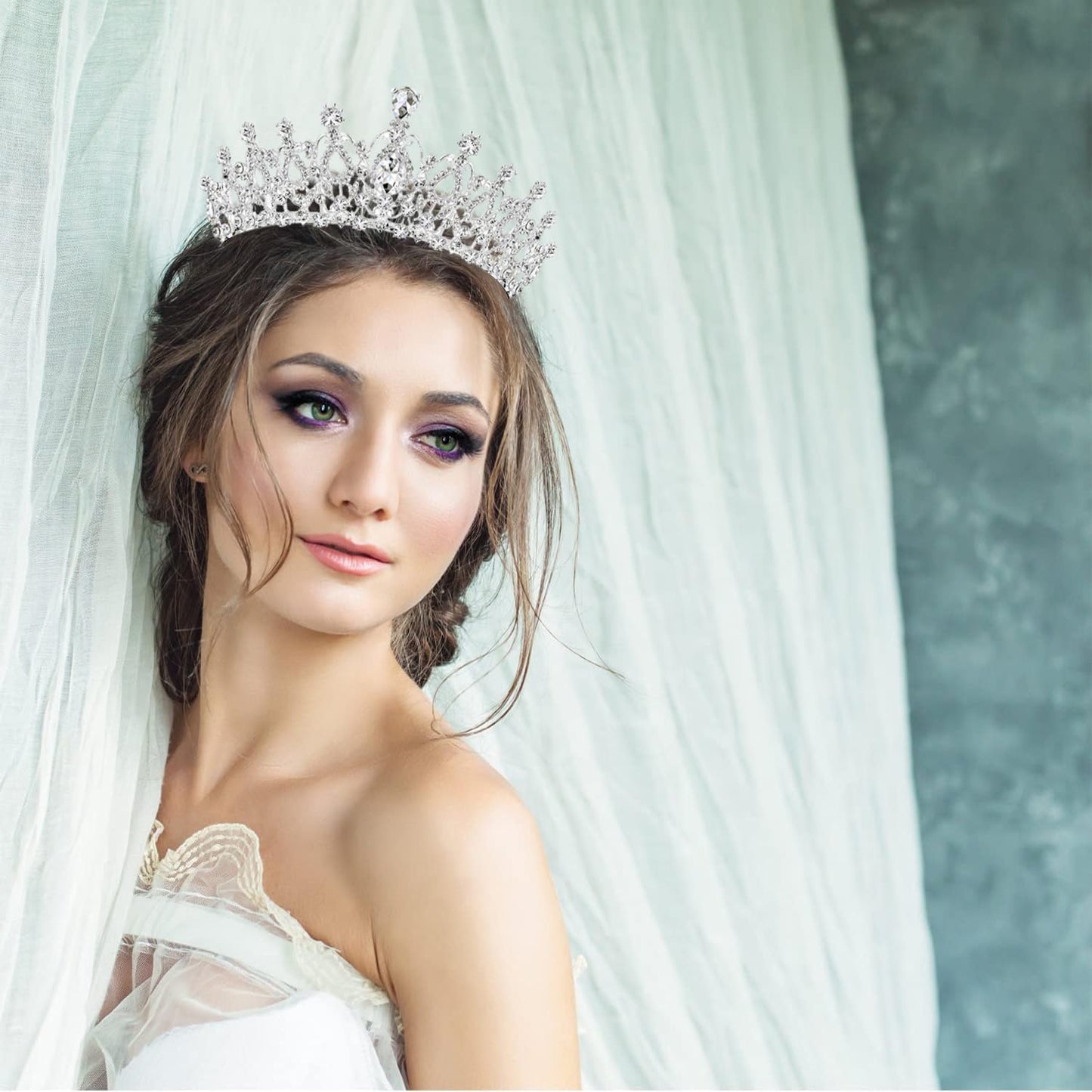 Shining Diva Fashion Crystal Tiara and Crown for Women Stylish Headband Crowns with Comb Tiaras for Girls Kids Queen Princess Wedding Bridal Birthday Gift Hair Accessories (Silver) (rr15862hb)