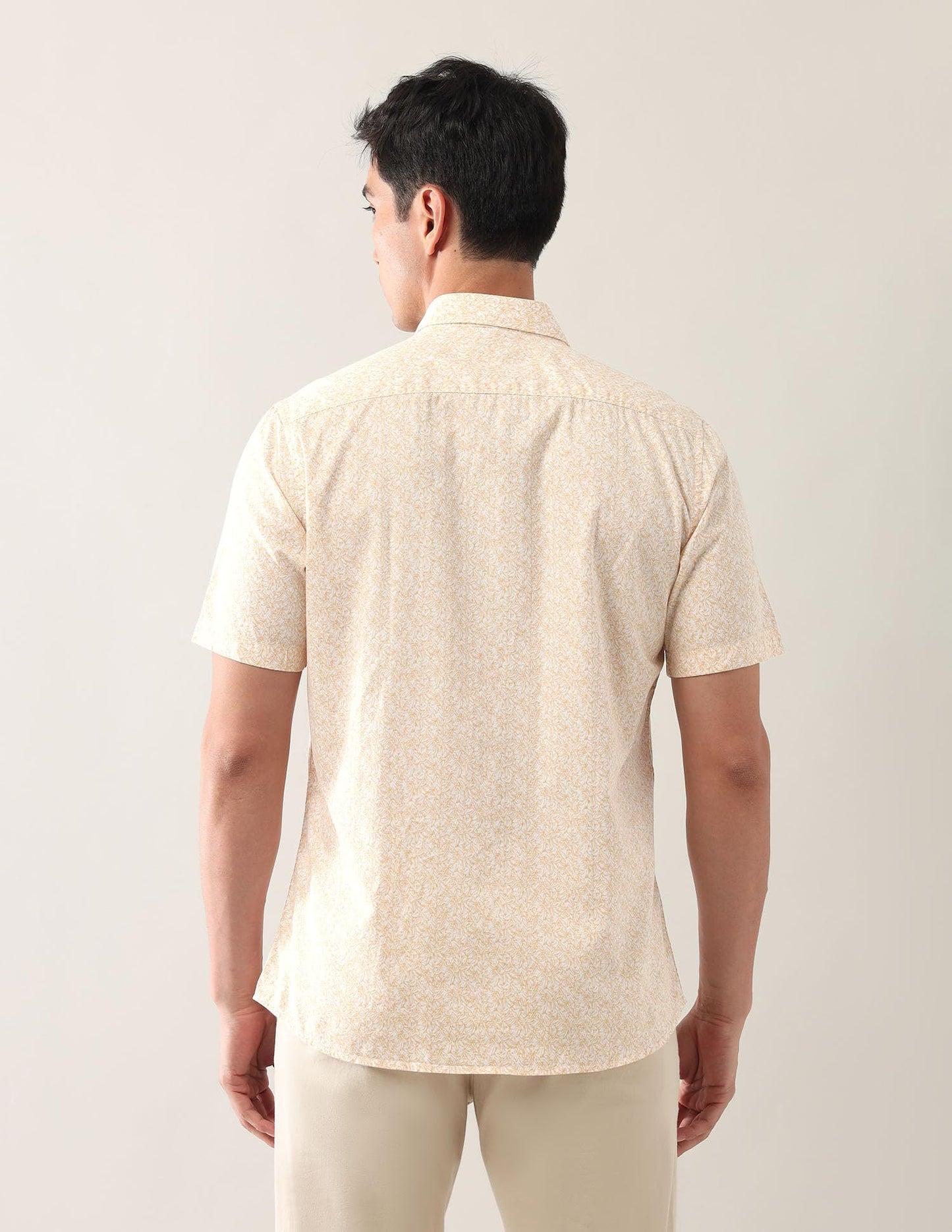 Arrow Sport Men's Leaves Regular Fit Shirt (ASAJSH1656_Light Yellow
