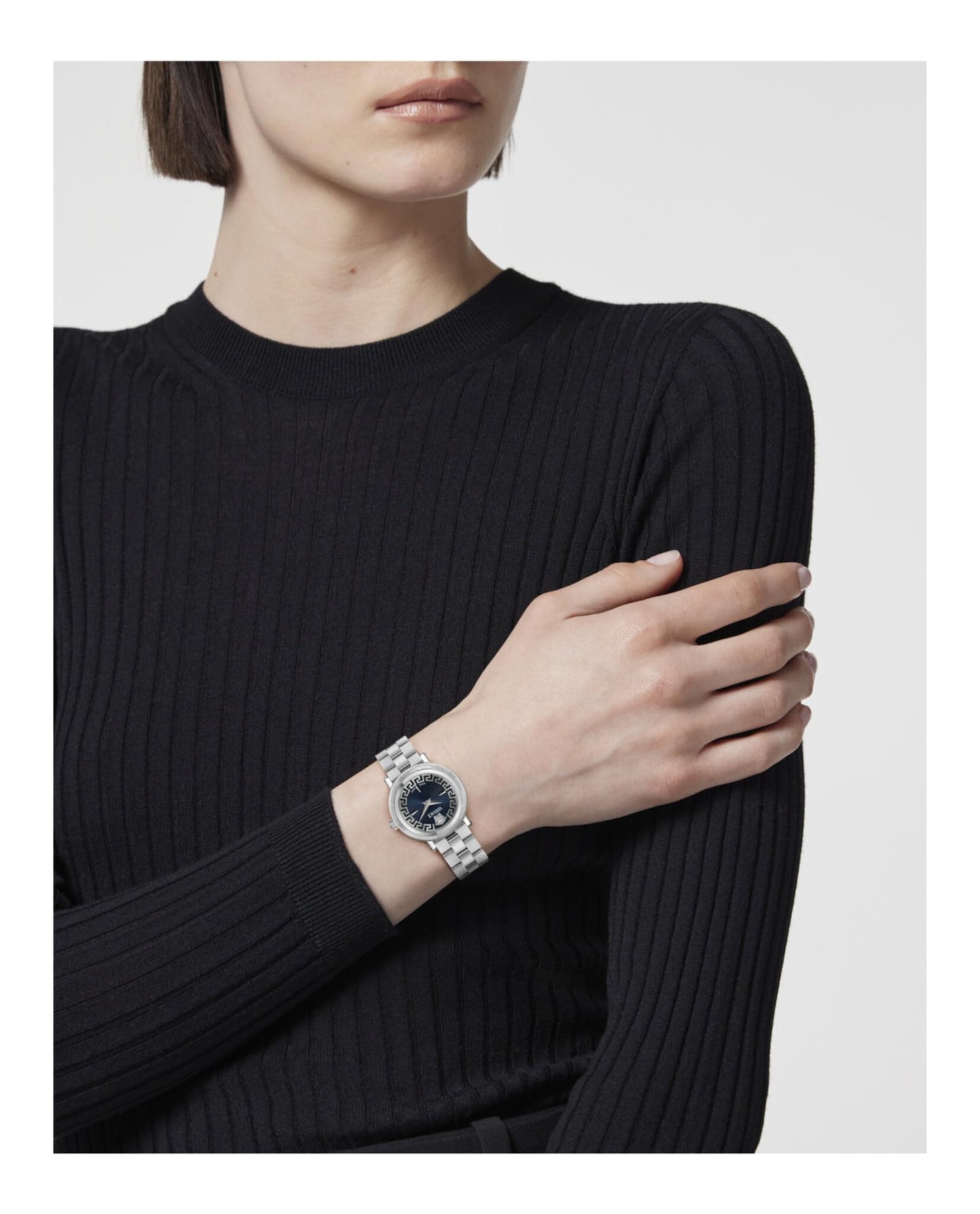 Versace Blue 28 mm Dial Women Analogue Watch - VE8CA0124