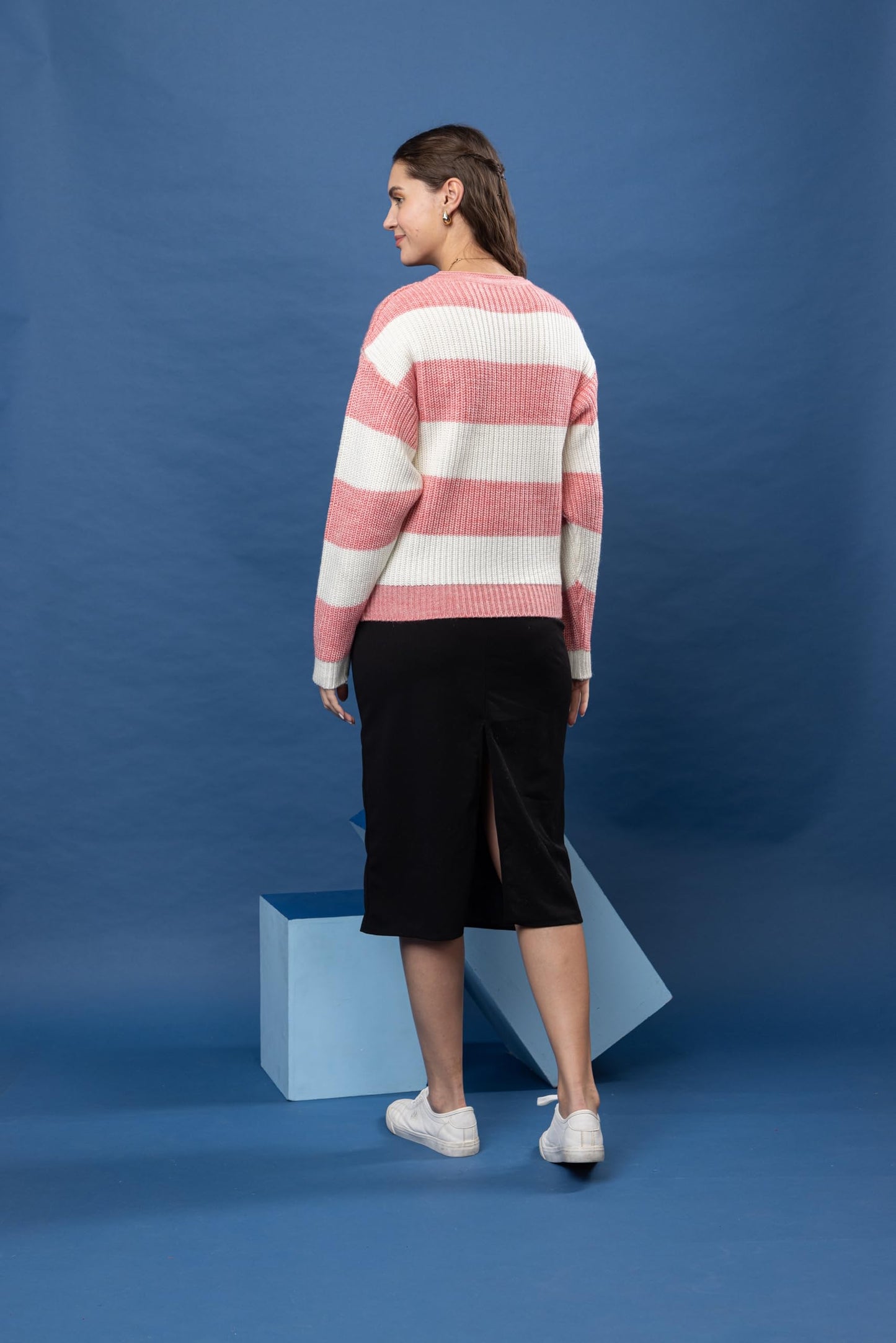 Wear lusso Womens 100% Wool Color Block Stripe Full Sleeve Round Neck Pullover Sweater for Winter Season (in, Alpha, M, Gajri)
