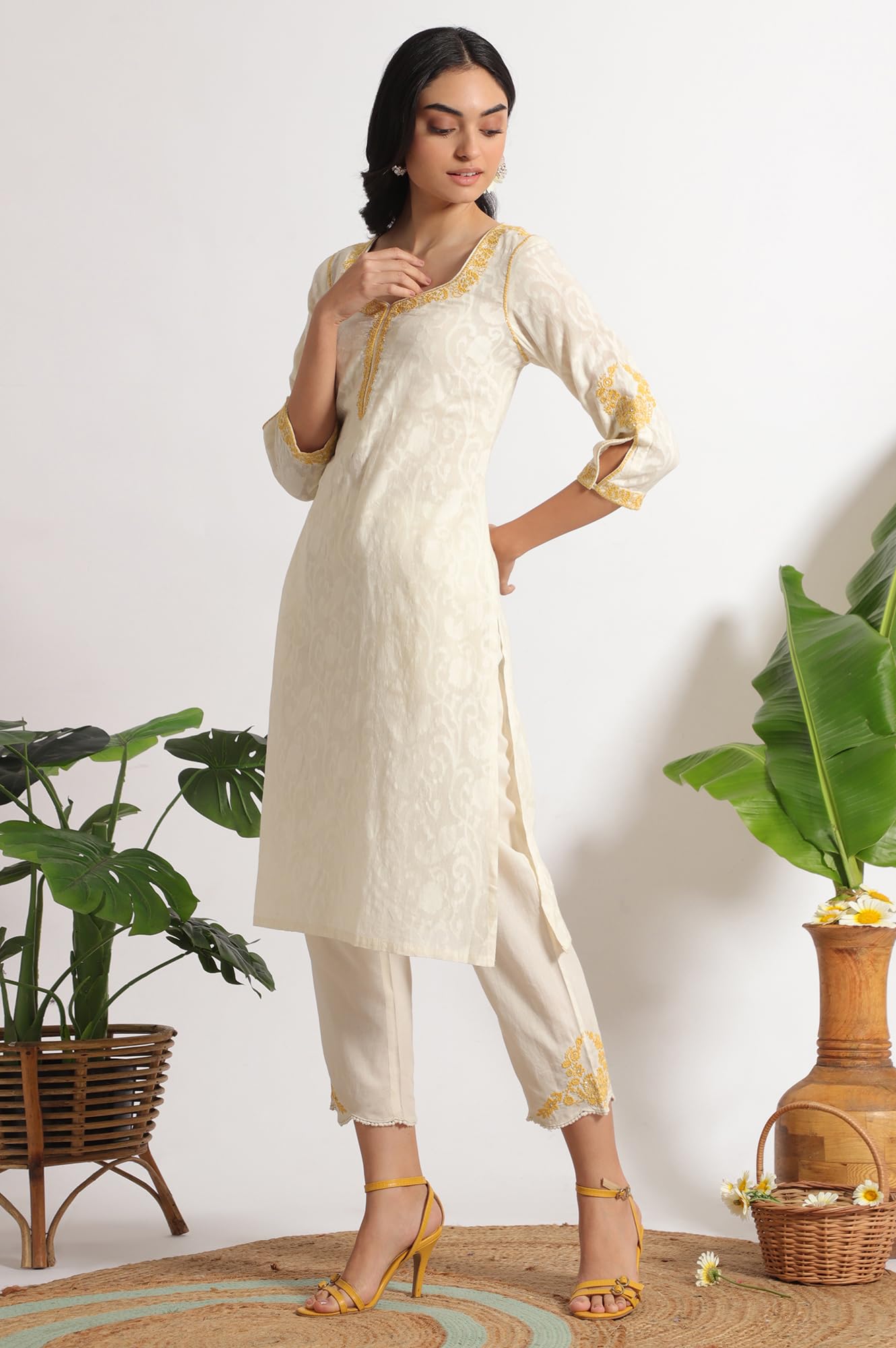 W for Woman White Embroidered Jacquard Straight Kurta, Pants and Dupatta Set (Size: XS)-WS12365-223273