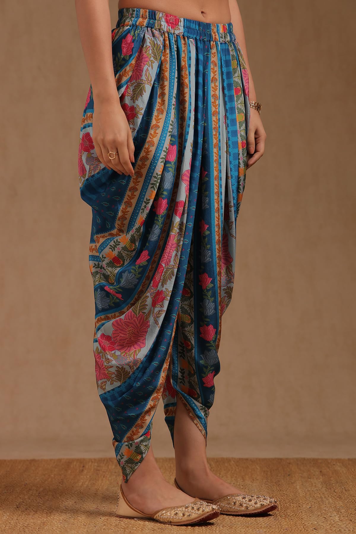 Soch Womens Crepe Floral Print Suit Set With Mirror Work