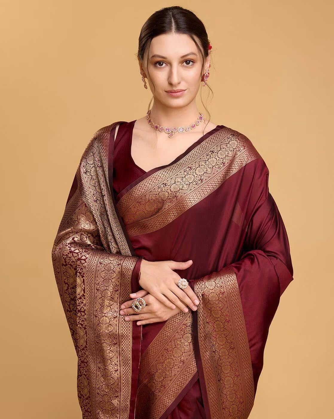 AMIRAT Women's Banarasi silk plain saree With Golden Zari Woven Border With Blouse Piece (maroon)