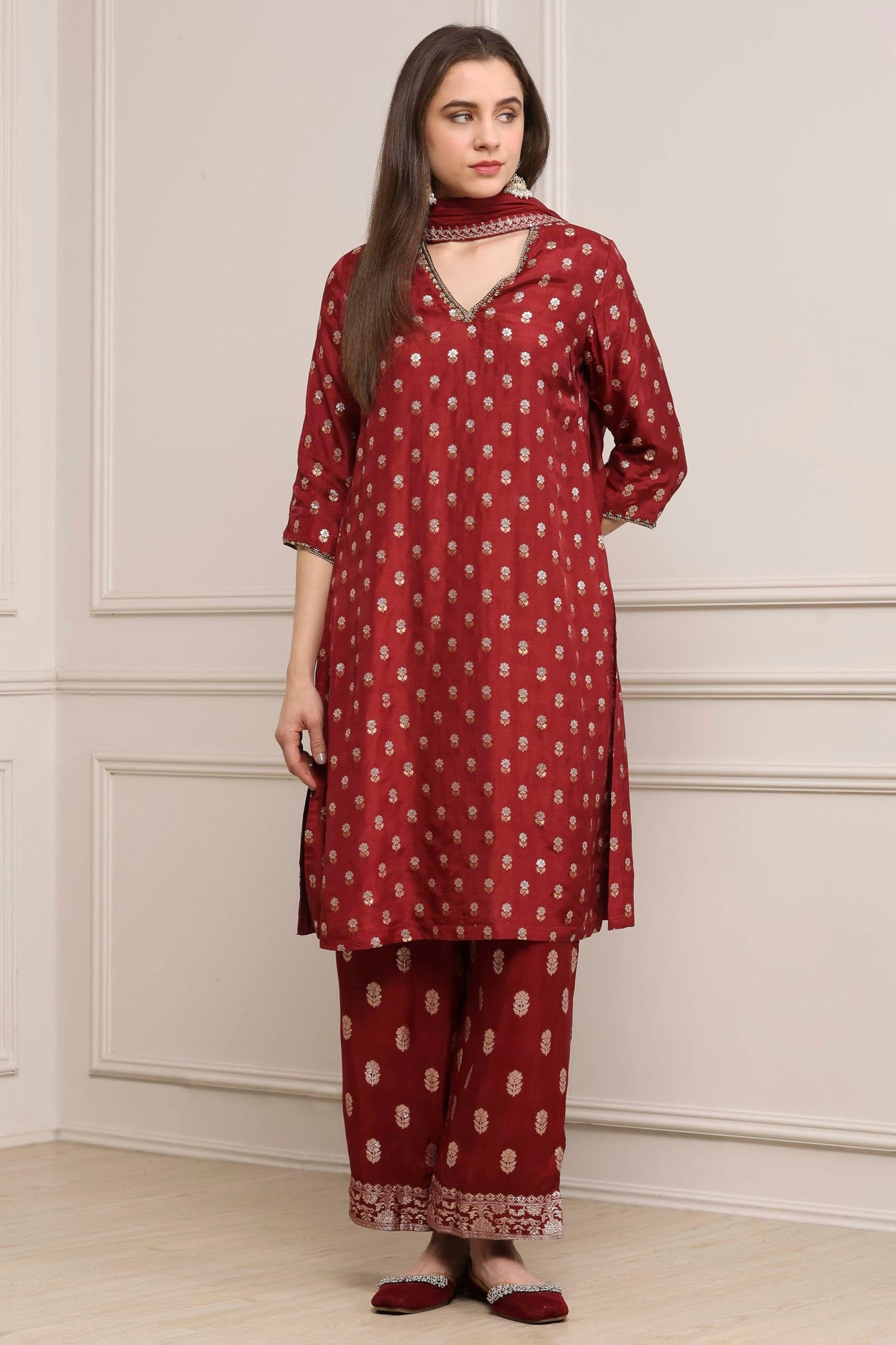 Biba Women Green-Maroon Viscose Gathered Yarndyed Suit Set_42