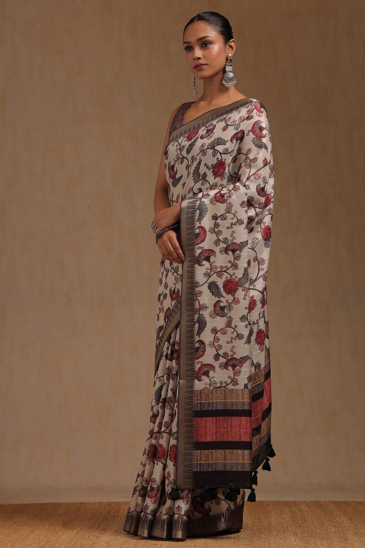 Soch Womens Cream Tussar Floral Print Saree