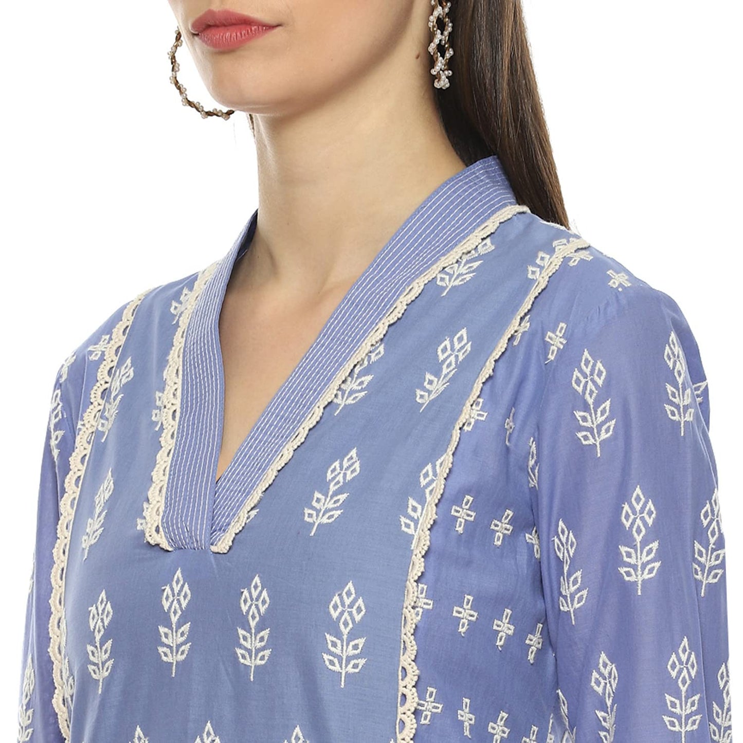 BIBA Women's Lilac Cotton Straight Embroidred Kurta
